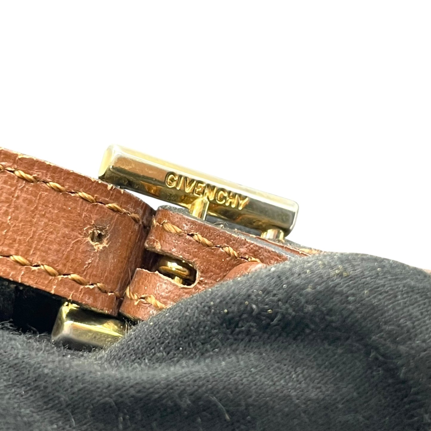 ジバンシィ GIVENCHY ジバンシー ショルダーバッグ モノグラム柄 フラップ ブラウン 茶色 ブラック 黒 ロゴプレート ヴィンテージ A3