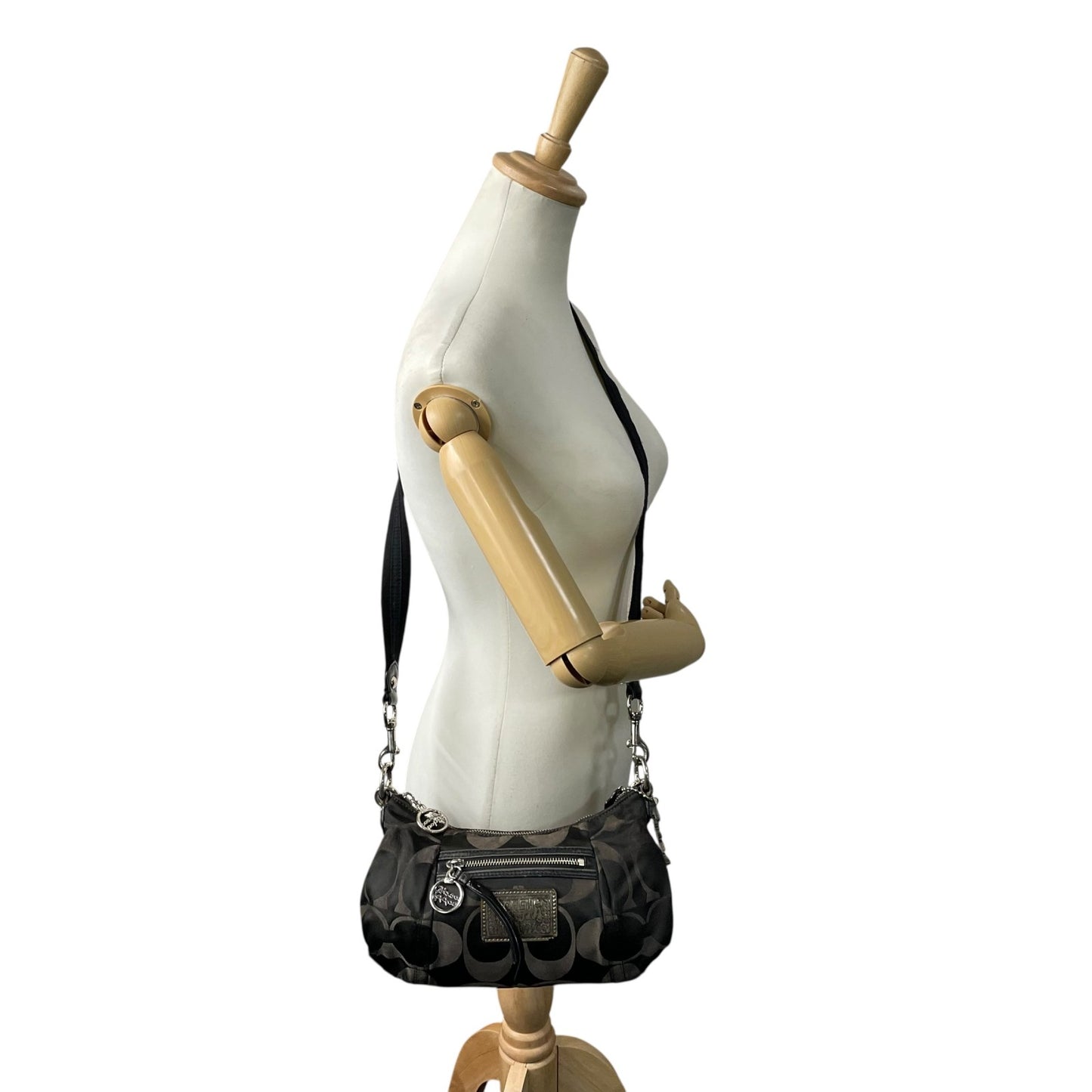 コーチ COACH 2WAY ハンドバッグ ショルダーバッグ ポピー シグネチャー 黒 ブラック キャンバス シルバー金具 手提げ 肩掛け可 斜め掛け可 ロゴ レディース U5