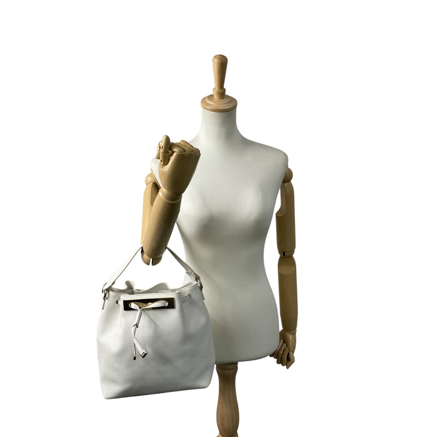 フルラ FURLA 2WAY ハンドバッグ ショルダーバッグ ホワイト 白 レザー 巾着型 ゴールド金具 手提げ 斜め掛け可 レディース T1