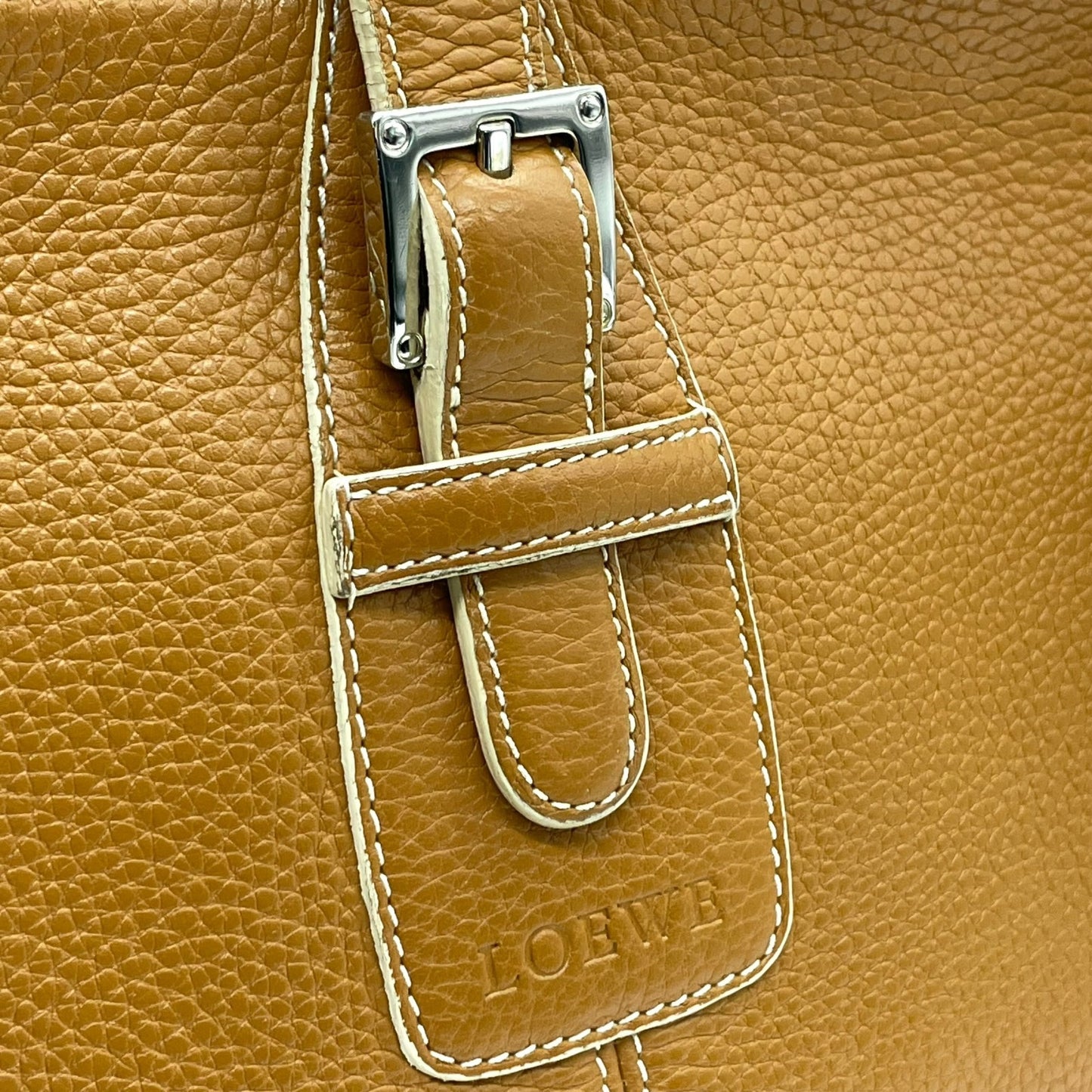 美品 ロエベ LOEWE センダ ハンドバッグ キャメルブラウン 茶 レザー シルバー金具 ファスナー開閉 ロゴ型押し レディース A