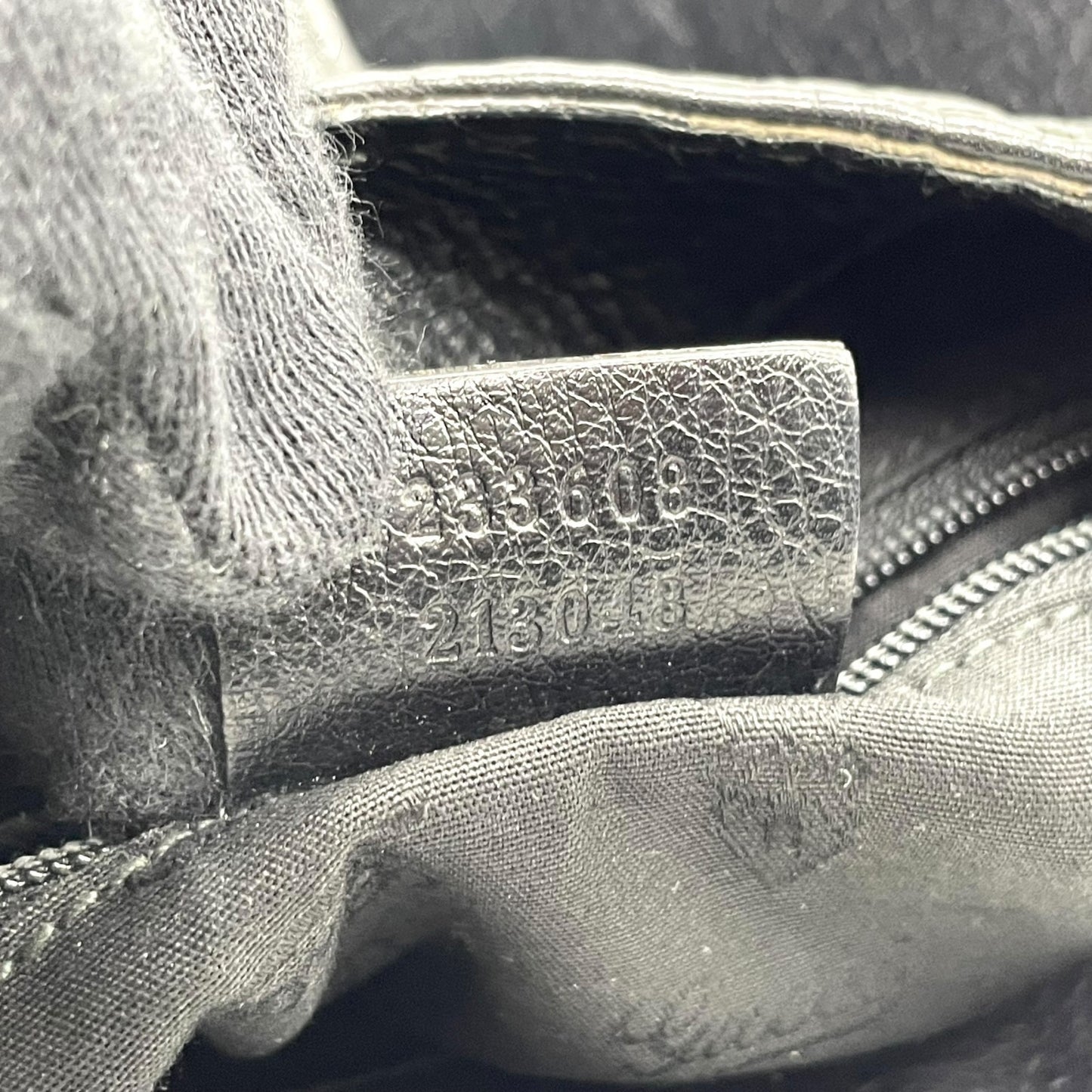 美品 グッチ GUCCI GG柄 グッチシマ レザー ホーボーバッグ ワンショルダー黒 ブラック ショルダーバッグ ロゴプレート ゴールド金具 ヴィンテージ レディース Z1