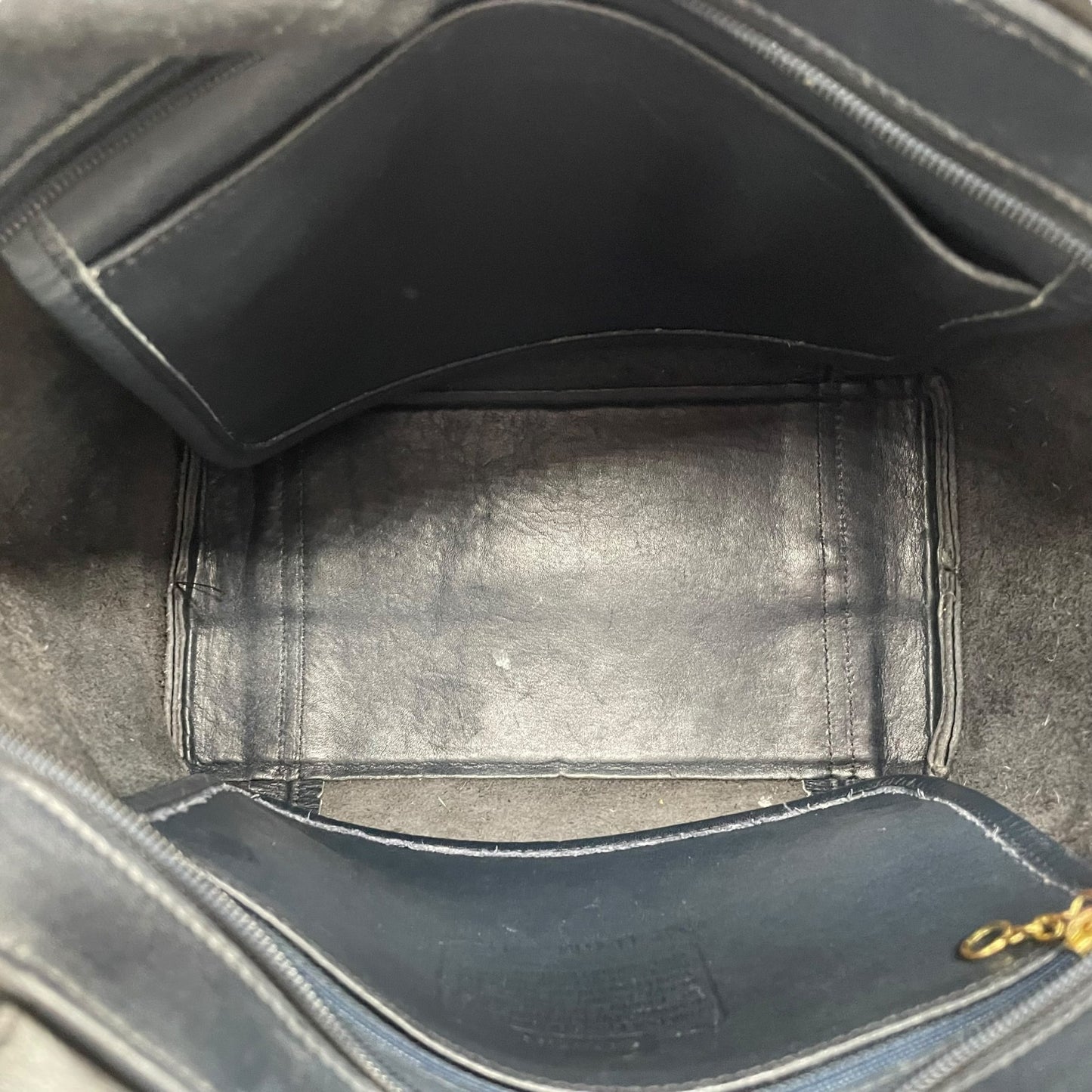 コーチ COACH オールドコーチ ハンドバッグ ミニトートバッグ 紺 ネイビー レザー ゴールド金具 ファスナー開閉 ロゴチャーム ヴィンテージ レディース S61