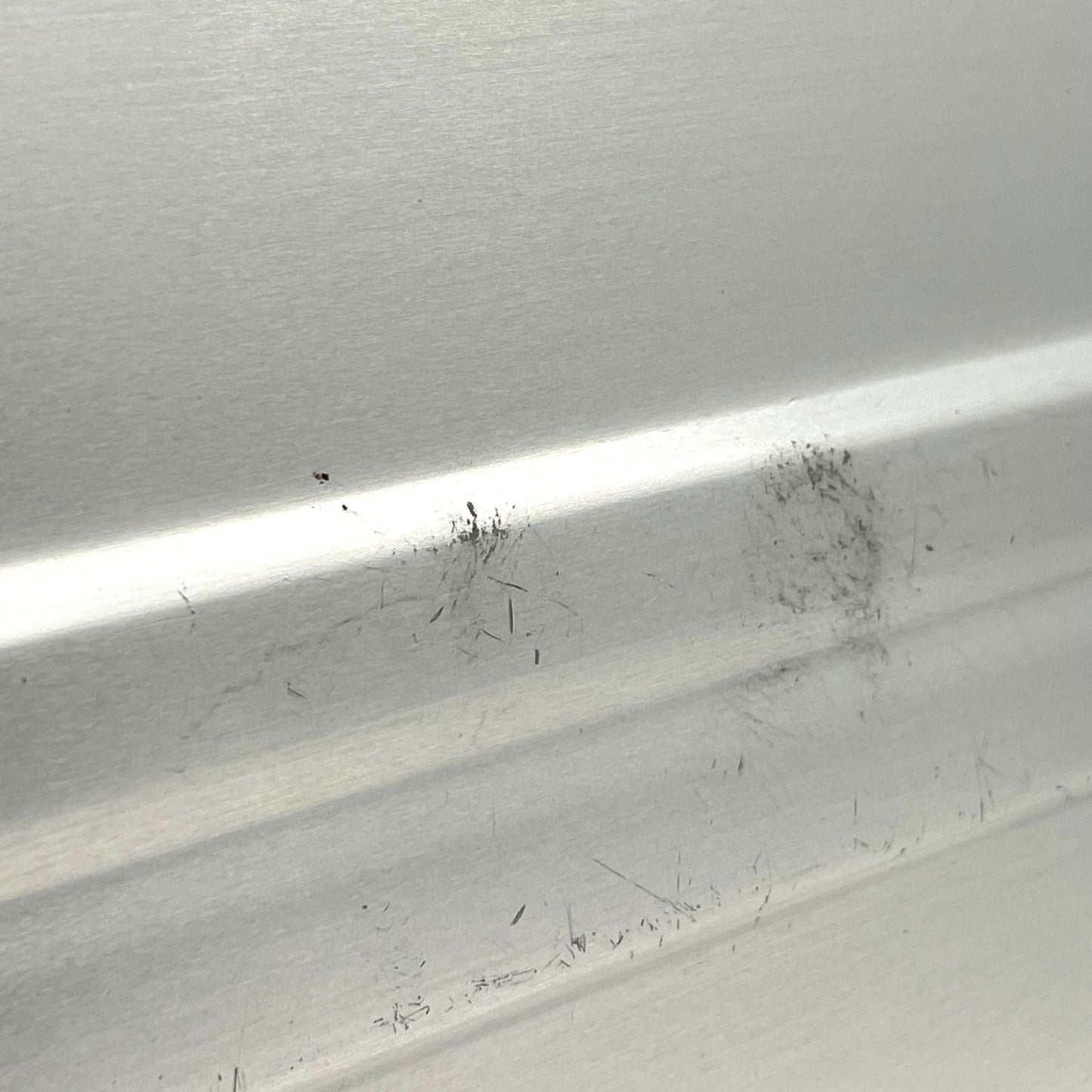 ZERO HALLIBURTON ゼロハリバートン アルミ アタッシュケース シルバー ビジネス ケース ハードケース 金属製 企業用 モダンデザイン 29×42×10cm C