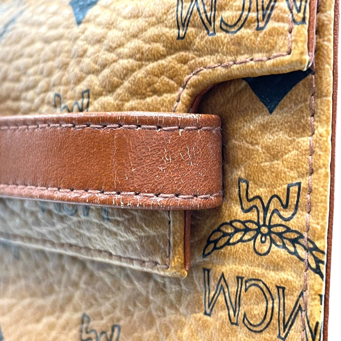 MCM エムシーエム ヴィセトス ハンドバッグ トップハンドルバッグ ベルトデザイン コニャック レザー ミニバッグ c4