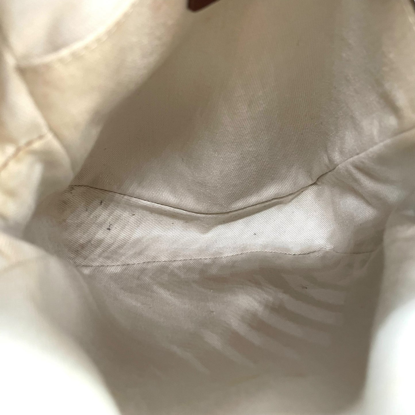 美品 Salvatore Ferragamo フェラガモ ガンチーニ ショルダーバッグ PVC レザー ベージュ ブラウン ゴールド金具 クロスボディ ポシェット 斜め掛け レディース K11