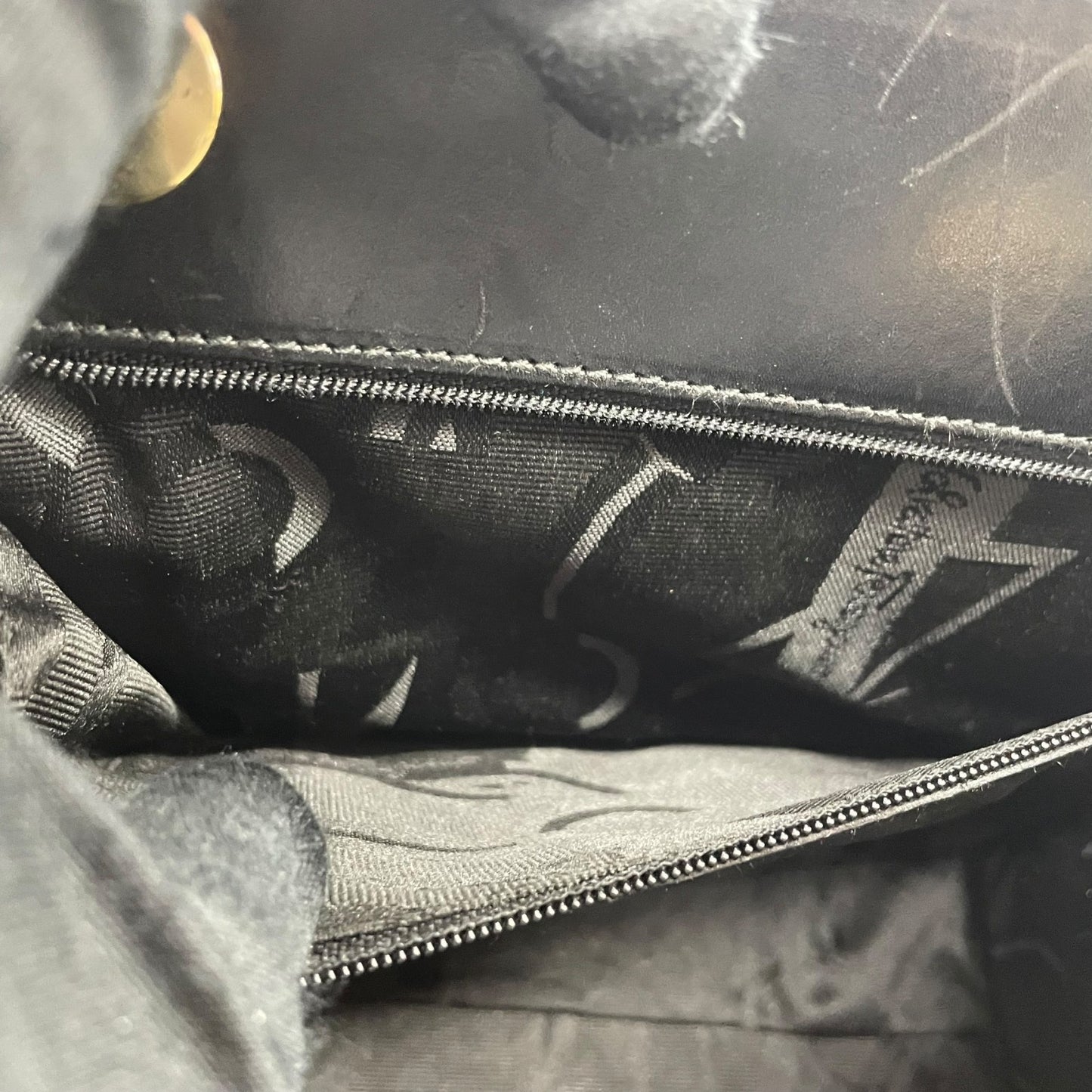 Authentic Salvatore Ferragamo Vara Ribbon Handbag Black Leather Gold Hardware