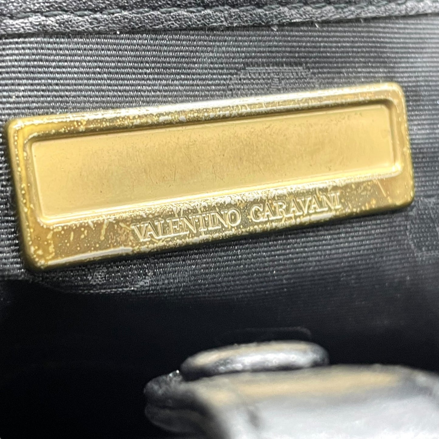 VALENTINO GARAVANI ヴァレンティノ ガラヴァーニ リュックサック バックパック フラップ付き 本革 レザー ブラック ロゴ メンズ レディース K5