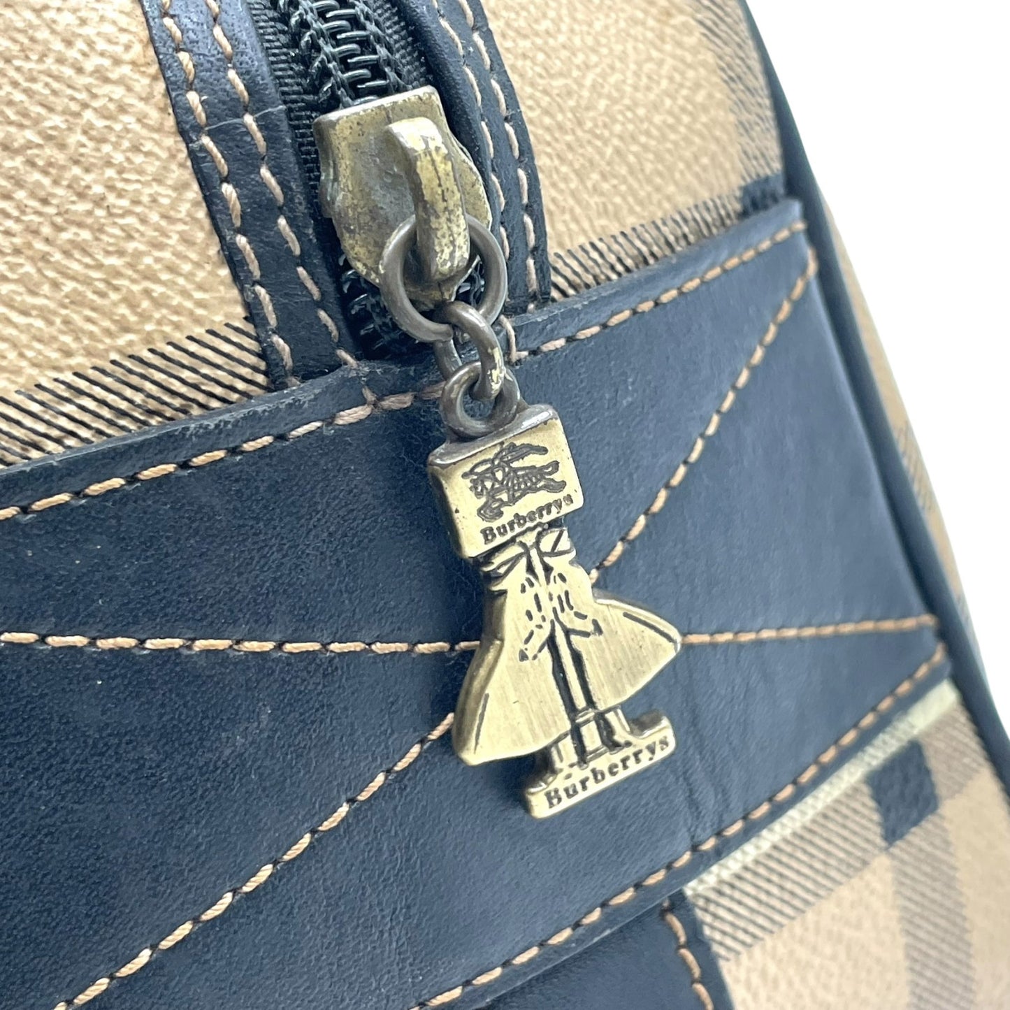 BURBERRY バーバリー ミニボストンバッグ ハンドバッグ ノバチェック シャドーホース シェルター ベージュ 黒 ブラック ゴールド金具 PVC レザー ファスナー開閉 手提げ ヴィンテージ レディース K6