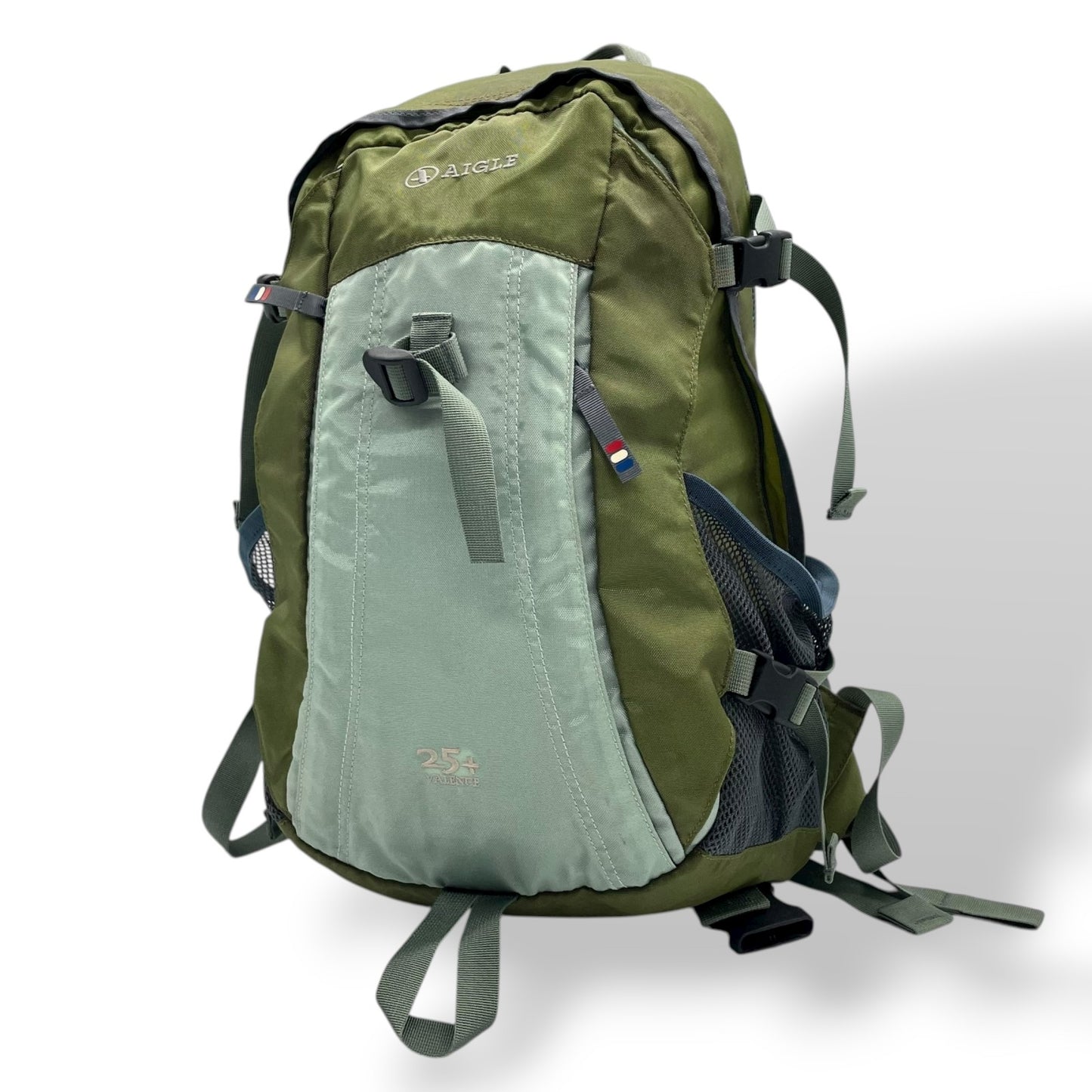 エーグル AIGLE リュックサック グリーン 緑 カーキ ナイロン キャンバス メンズ レディース バッグパック 登山 ハイキング U14