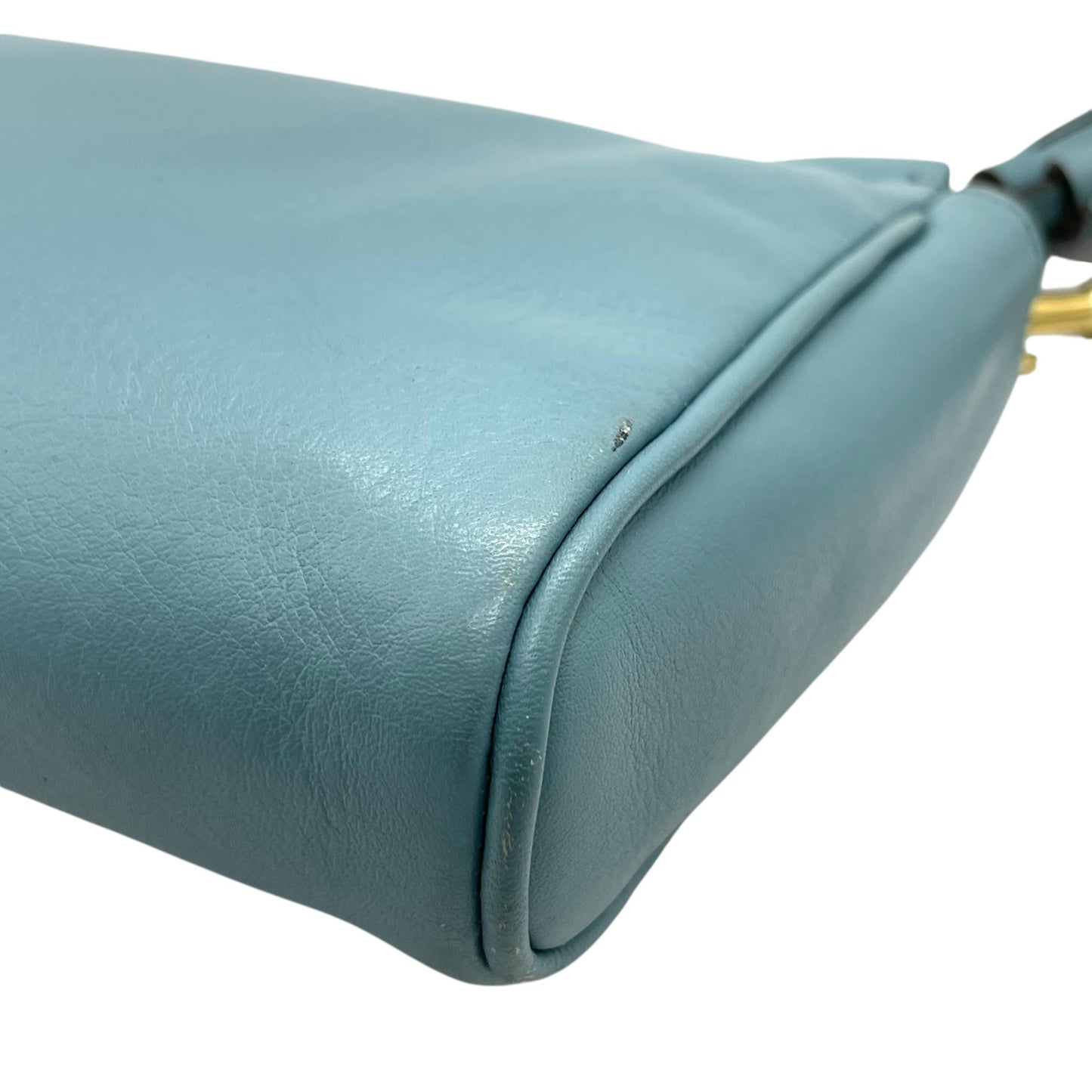 美品 コーチ COACH ポーチ レザー スカイブルー タッセル付き ロゴ 上品 コンパクト 本革 S52