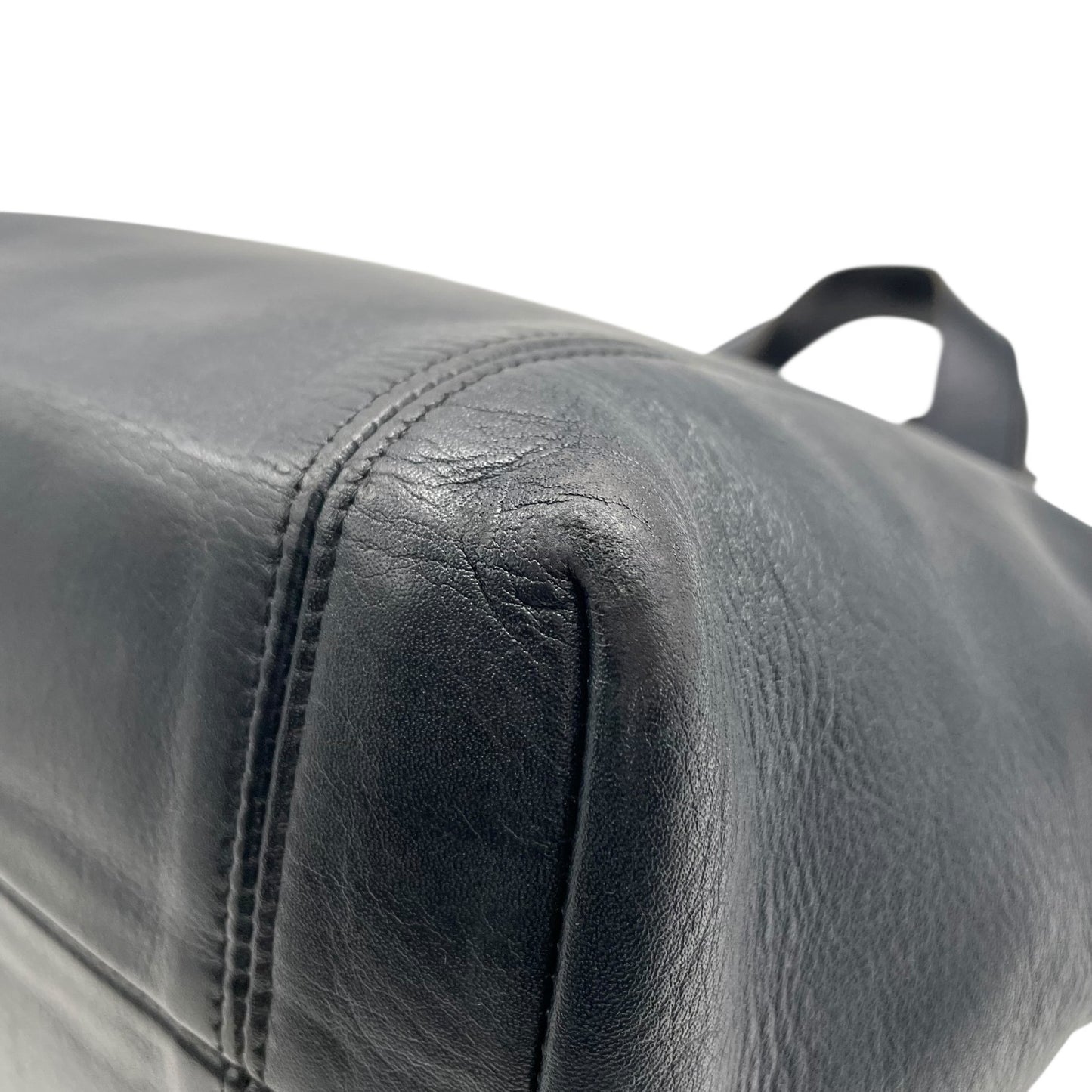 コーチ COACH オールドコーチ ハンドバッグ ミニトートバッグ 紺 ネイビー レザー ゴールド金具 ファスナー開閉 ロゴチャーム ヴィンテージ レディース S61