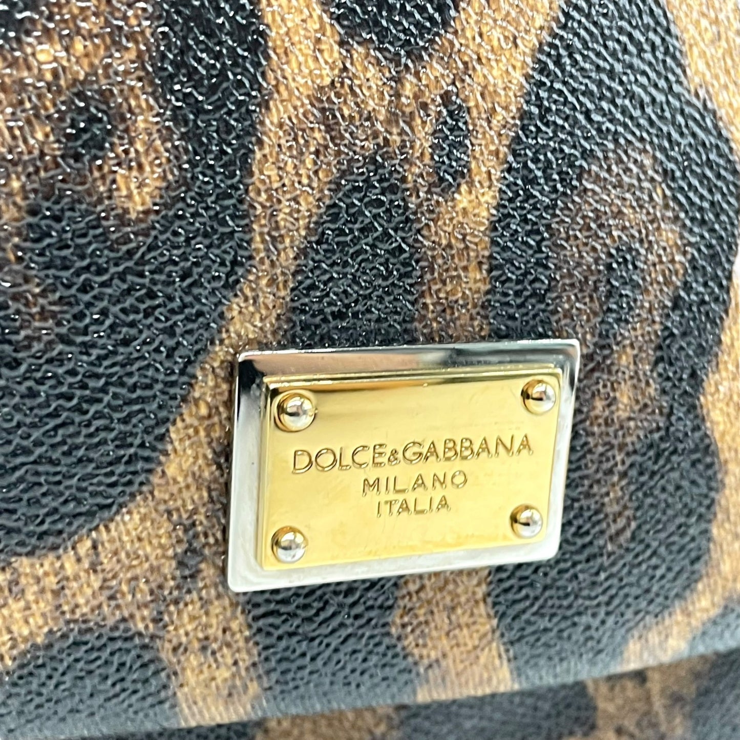 美品 DOLCE&GABBANA ドルチェ＆ガッパーナ シシリー 2WAY ハンドバッグ ショルダーバッグ ドルガバ レオパード ヒョウ柄 レザー PVC ブラウン 茶 ブラック 黒 レディース D&G ロゴプレート フラップ ゴールド金具 斜め掛け可 K4