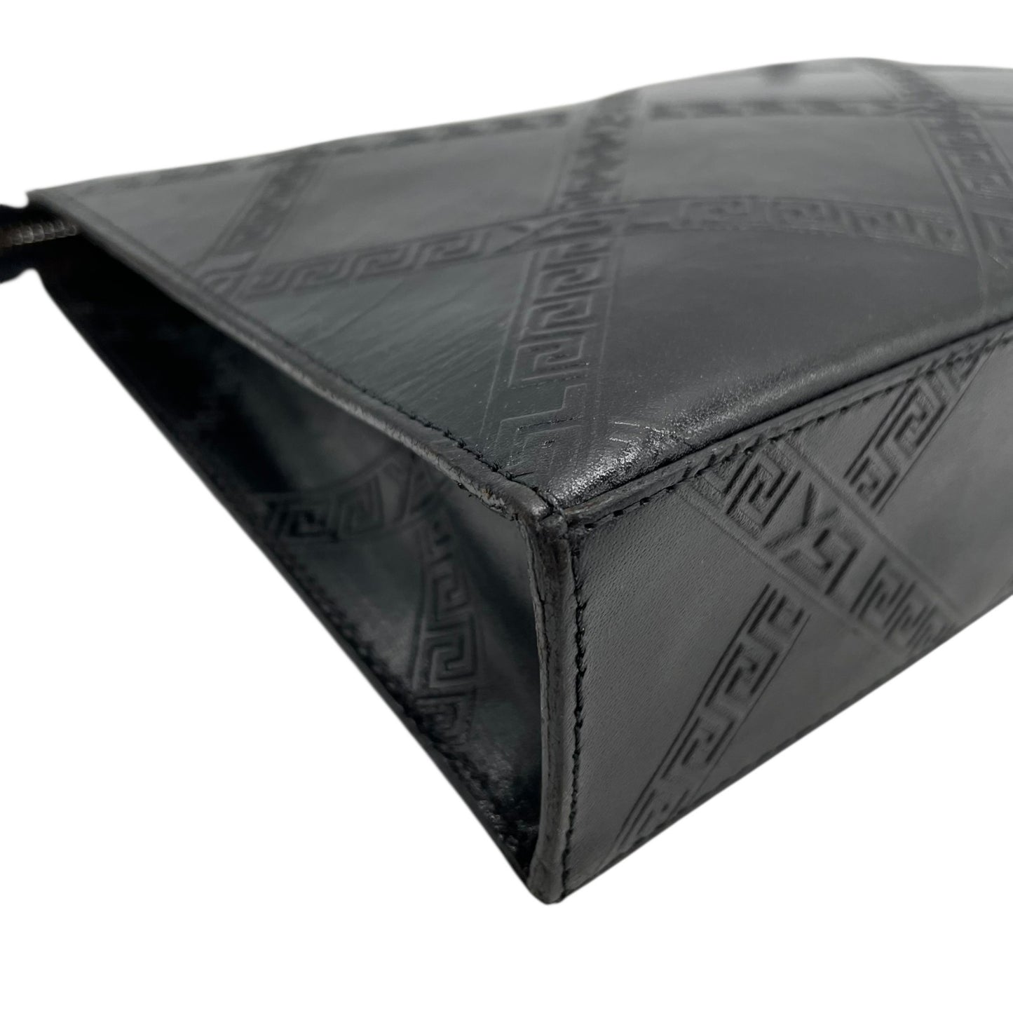 YVES SAINT LAURENT イヴサンローラン クラッチバッグ 黒 ブラック レザー ゴールド金具 ロゴ型押し ファスナー開閉 セカンドバッグ メンズ ヴィンテージ S97