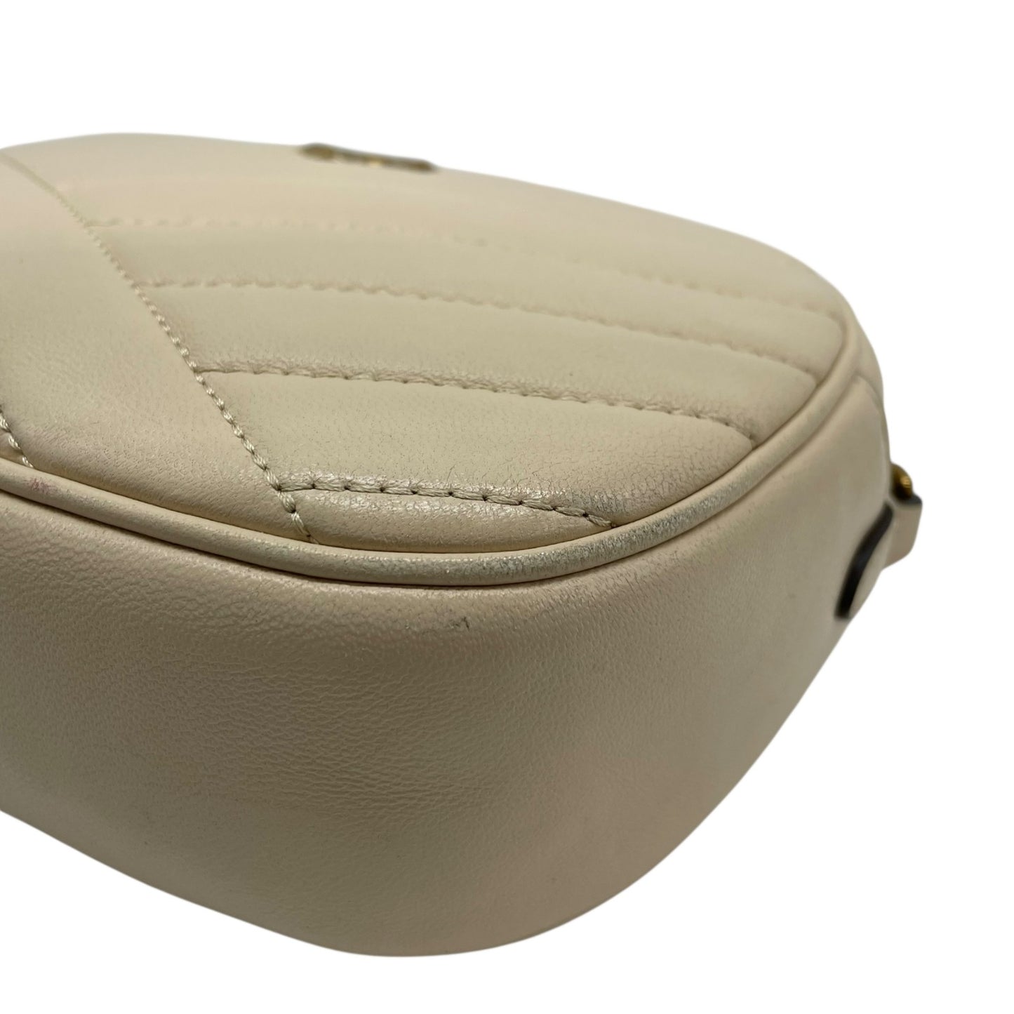 TORY BURCH トリーバーチ キラ カメラバッグ ショルダーバッグ アイボリー ベージュ レザー ゴールド金具 キルティング ロゴ チェーン レディース K9