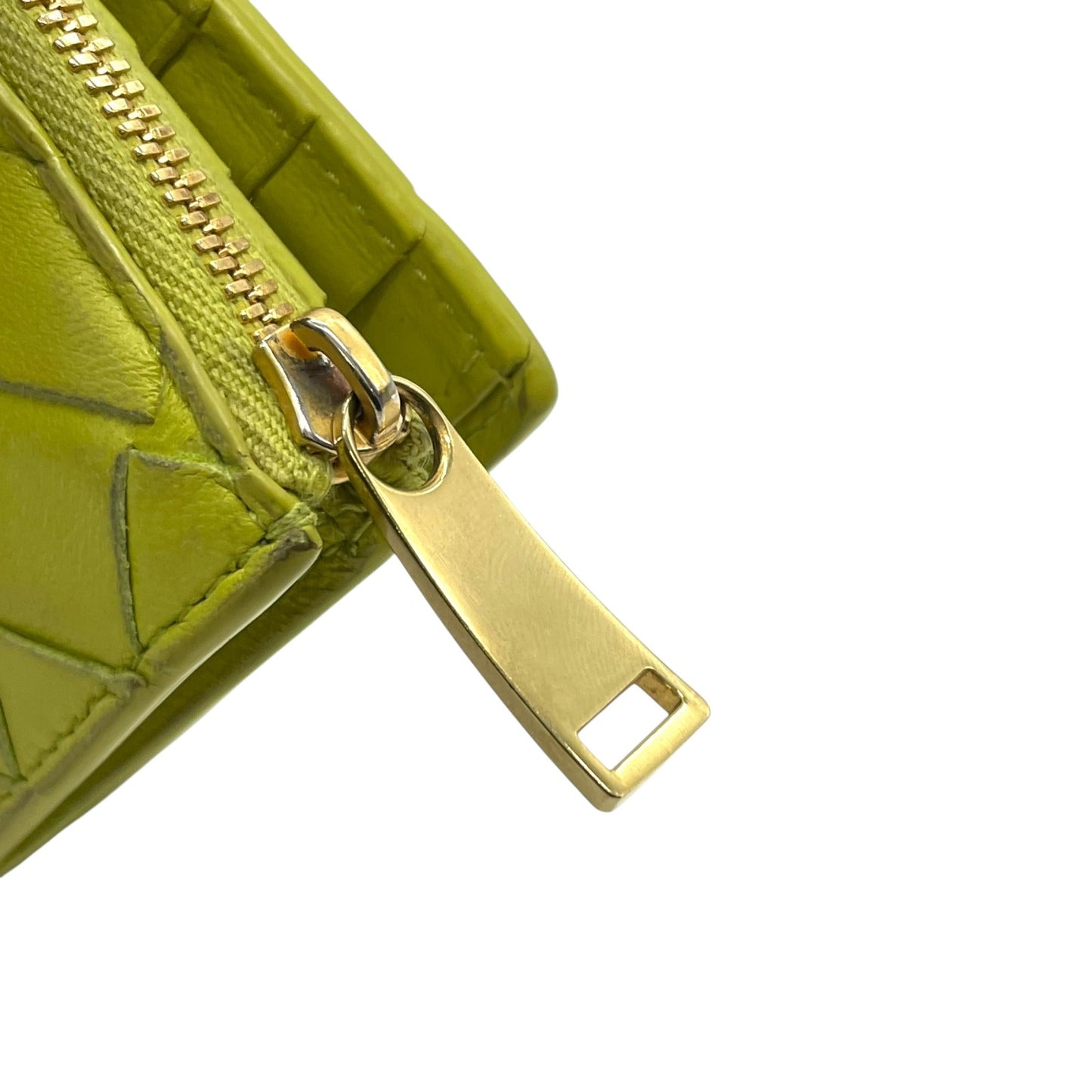 BOTTEGA VENETA ボッテガヴェネタ イントレチャート 二つ折り財布 コンパクトウォレット 緑 キウイグリーン レザー ゴールド金具 レディース M4