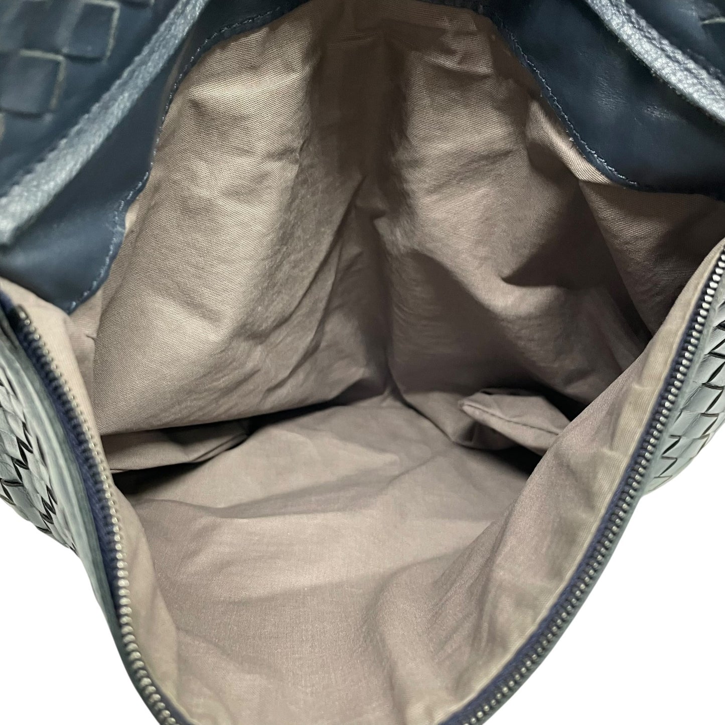 Authentic BOTTEGA VENETA Intrecciato Leather Shoulder Messenger Bag Navy Unisex