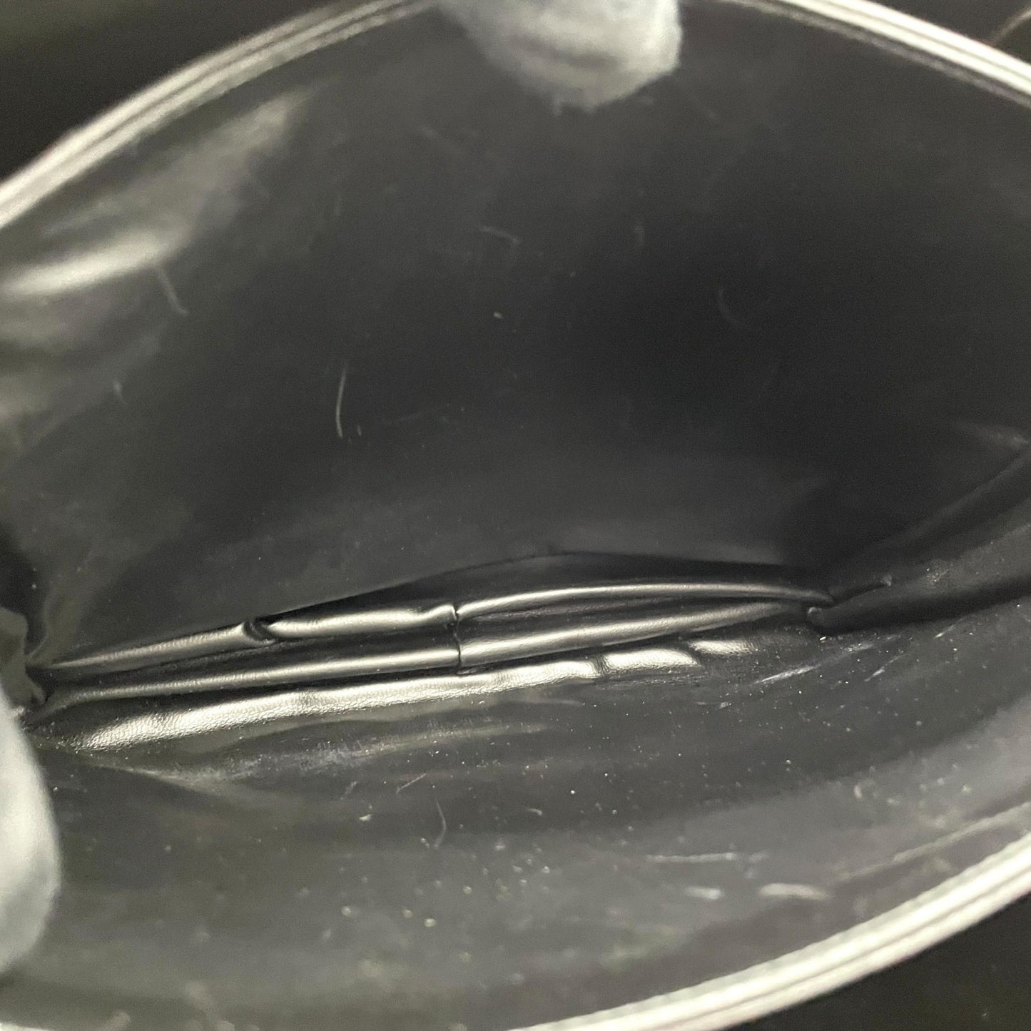 Salvatore Ferragamo フェラガモ ショルダーバッグ ブラック レザー ゴールド金具 斜め掛け可 ヴィンテージ レディース B