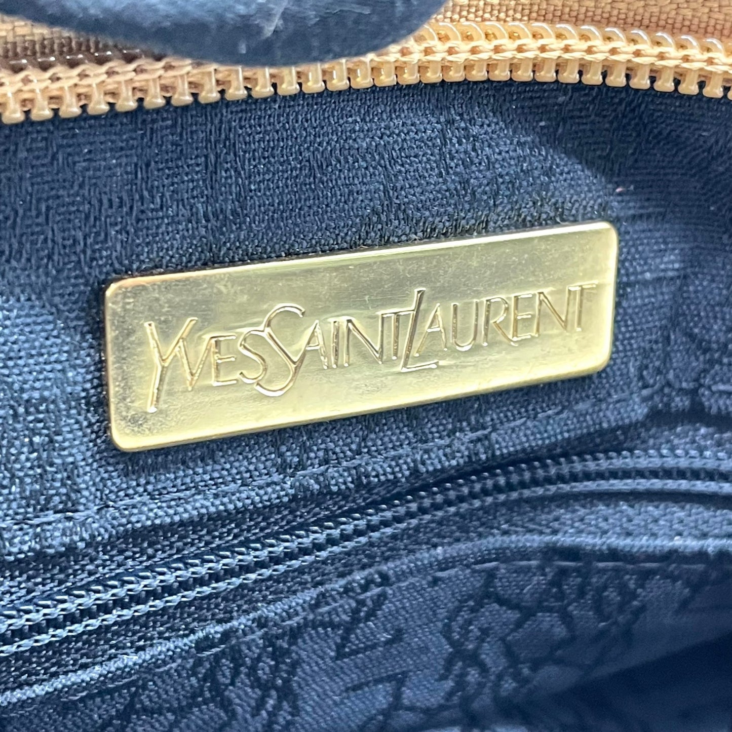 美品 Yves Saint Laurent イヴ サンローラン クラッチバッグ YSLロゴ 紺 ネイビー キャメル ブラウン PVC レザー ゴールド金具 ファスナー開閉 フラップ メンズ レディース ヴィンテージ B3