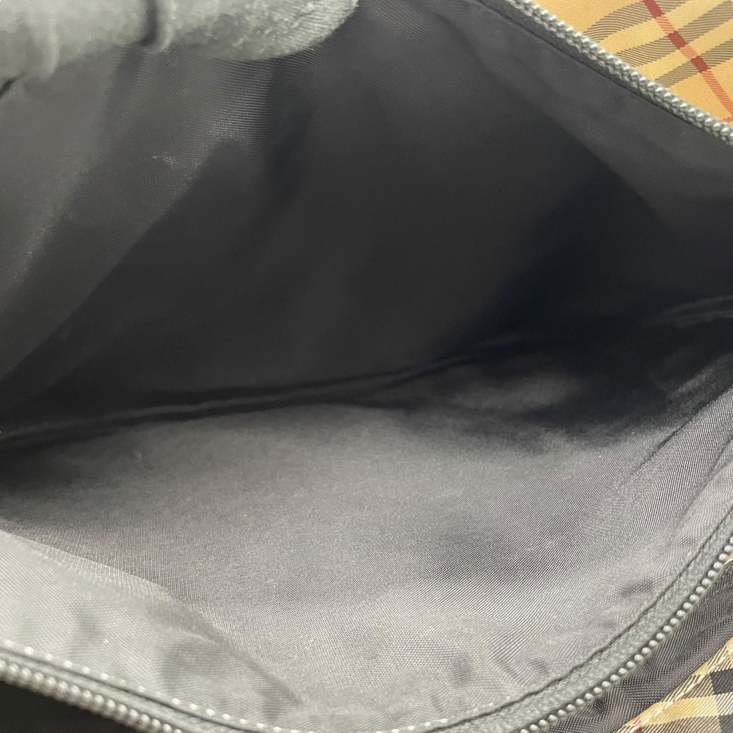 BURBERRY BLUE LABEL バーバリーブルーレーベル トートバッグ ブラック ナイロン 内装ノバチェック A4収納可 ハンドバッグ ロゴ シンプル 通勤通学にも最適 B5