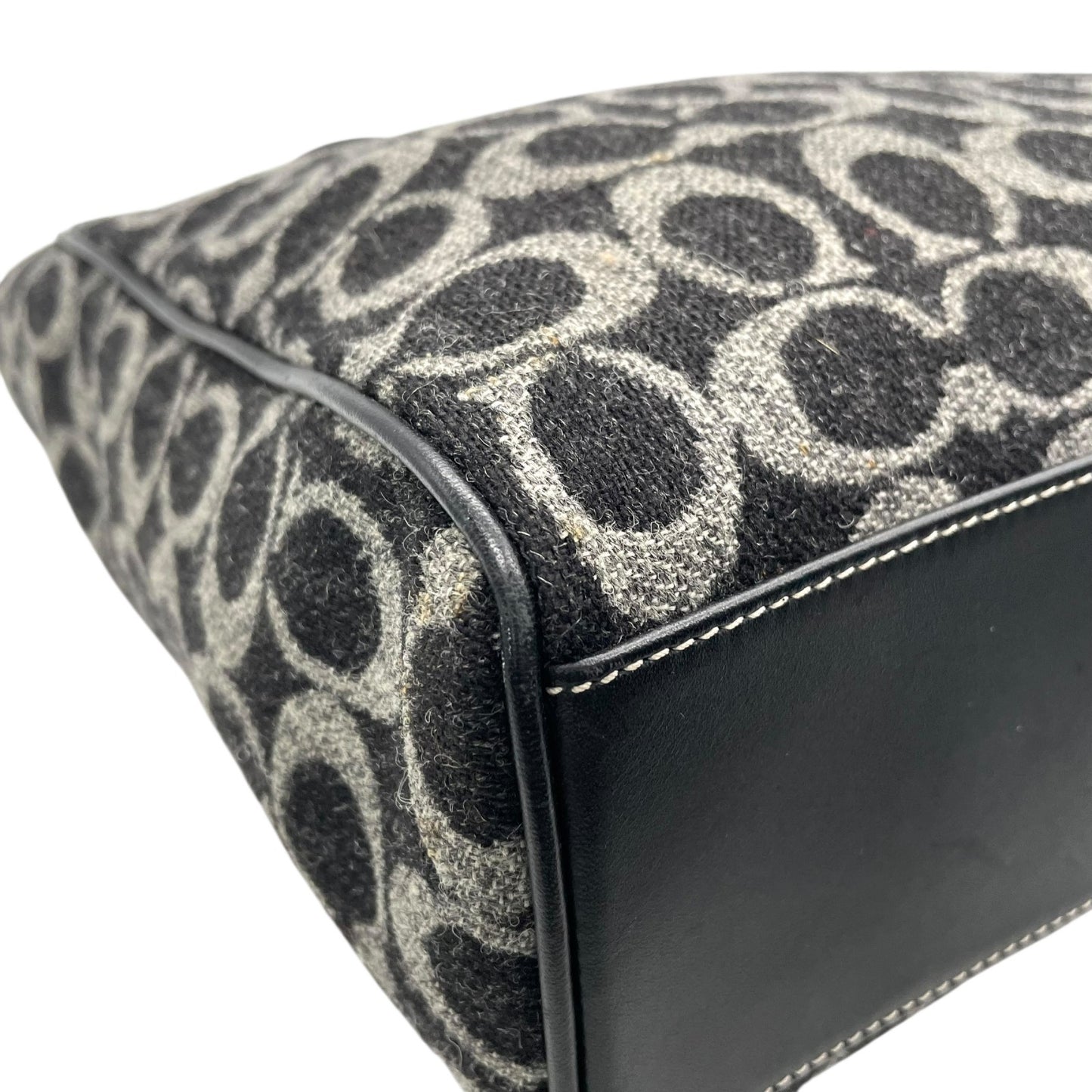 美品 COACH コーチ シグネチャー トートバッグ ハンドバッグ 黒 ブラック グレー ウール レザー シルバー金具 ロゴ ファスナー開閉 レディース S11