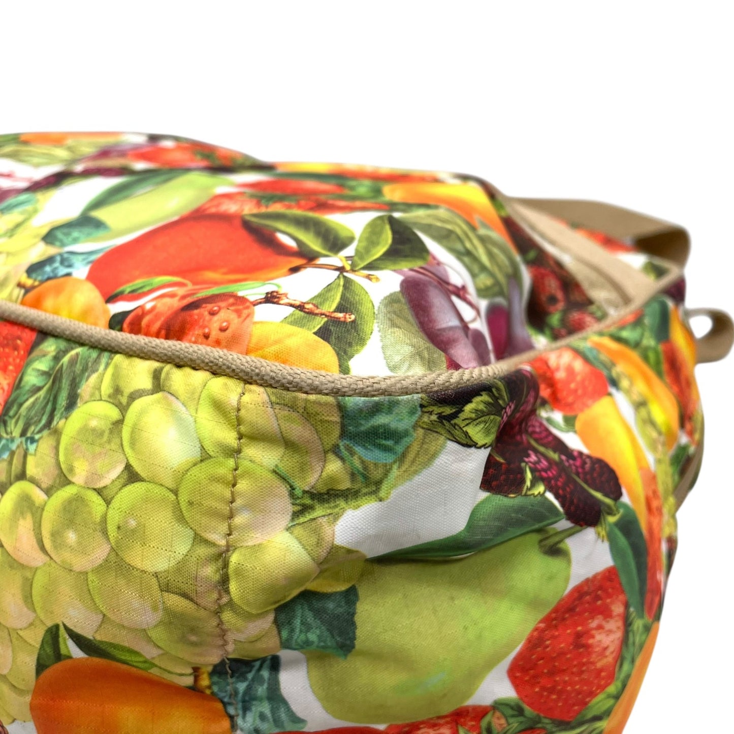 未使用級 LeSportsac レスポートサック ボストンバッグ ナイロン マルチカラー ベージュ 果物 フルーツ柄 総柄 シルバー金具 ロゴ 肩掛け可 レディース S91