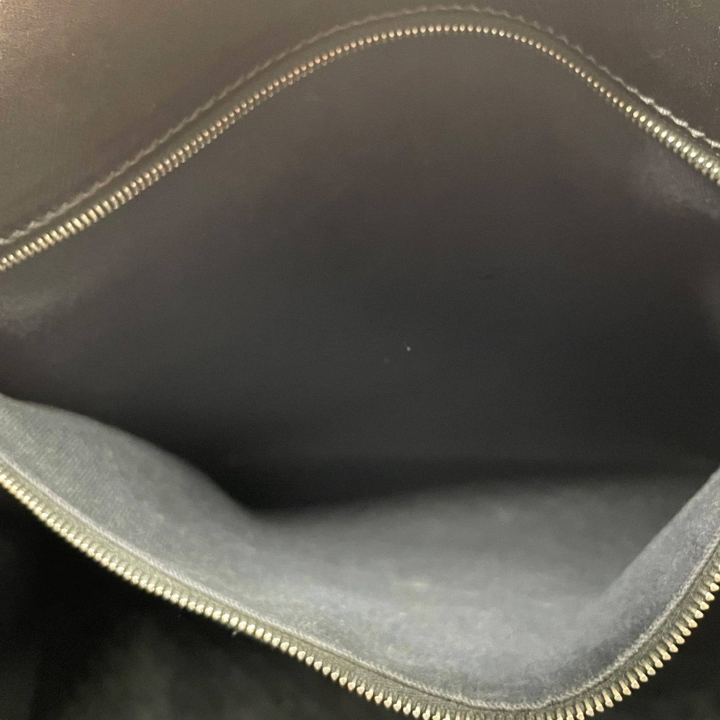 美品 HIROFU ヒロフ トートバッグ ハンドバッグ Hロゴ 黒 ブラック レザー シルバー金具 手提げ A4収納可 レディース H