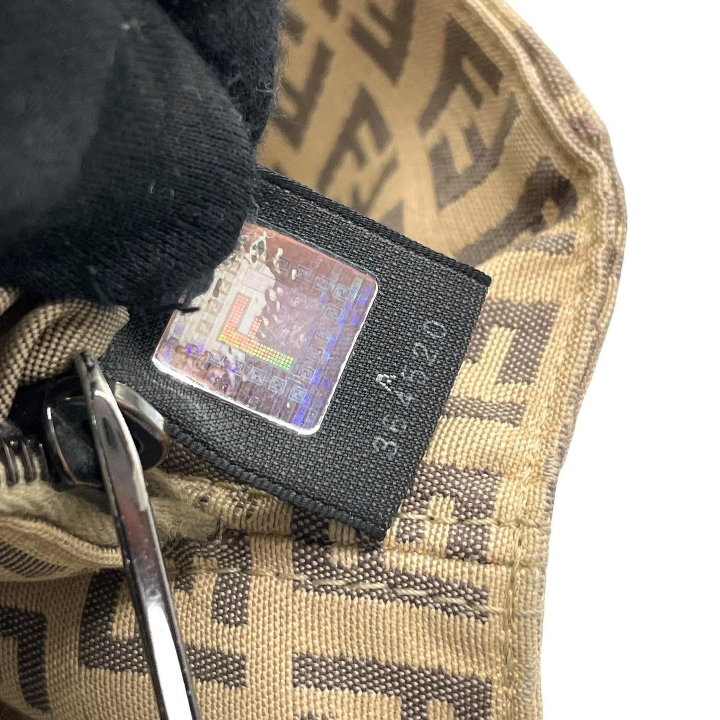 美品 FENDI フェンディ ズッキーノ ハンドバッグ ミニトート ベージュ ブラック キャンバス レザー シルバー金具 FF柄 ズッカ柄 レディース ヴィンテージ B3