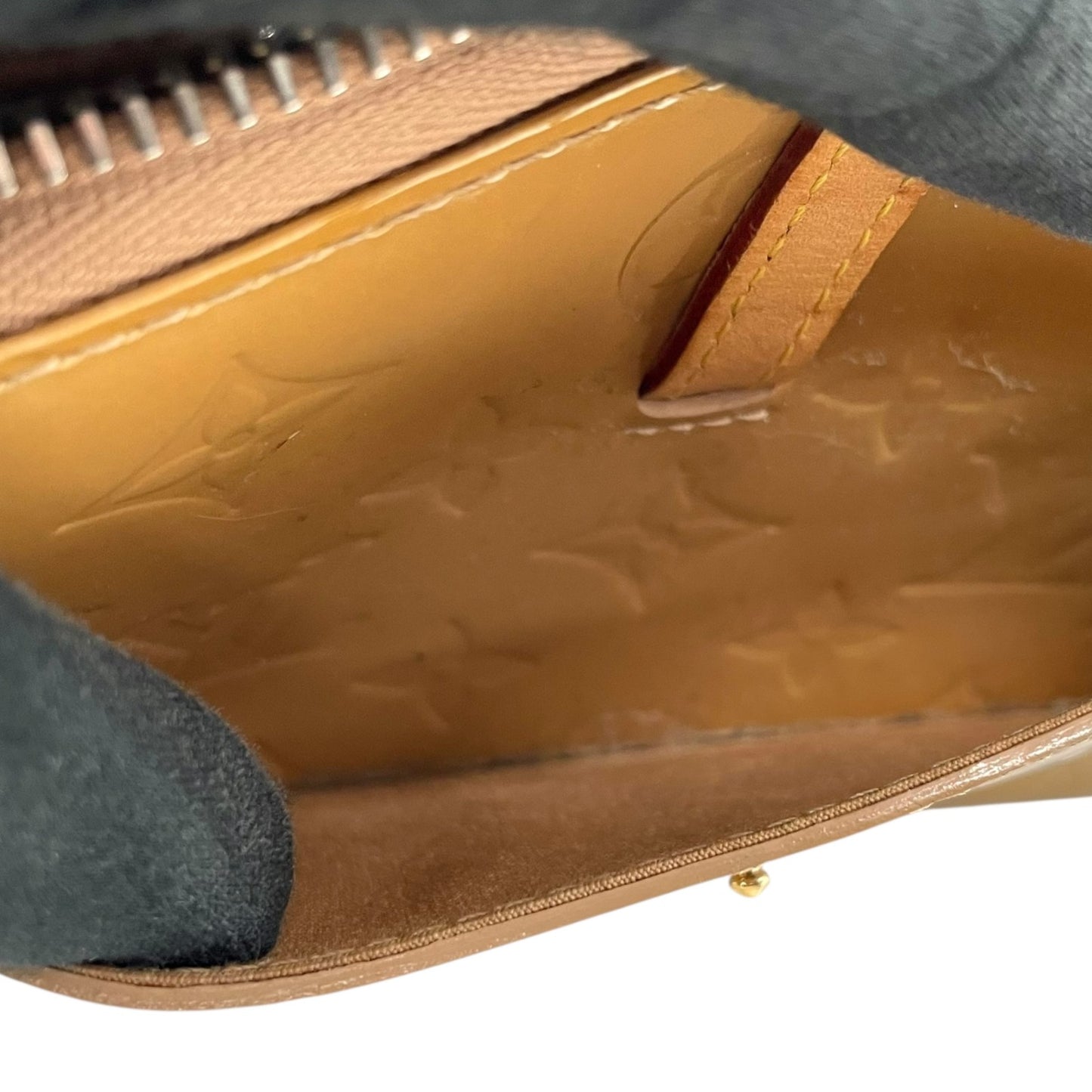 LOUIS VUITTON ルイヴィトン モノグラム ヴェルニ ハンドバッグ マロリー・スクエア M91197 アクセサリーポーチ ミニバッグ ハンドバッグ ワンショルダー 肩掛け可 キャメル ブラウン パテントレザー ゴールド金具 レディース K4