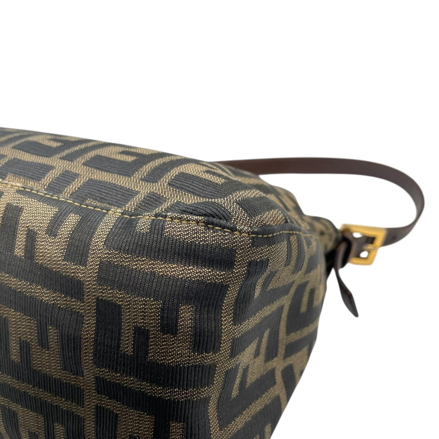 美品 フェンディ FENDI マンマバケット ショルダーバッグ ズッカ柄 ブラウン 茶色 キャンバス×レザー FFロゴ金具 金金具 ビンテージ レディース C7