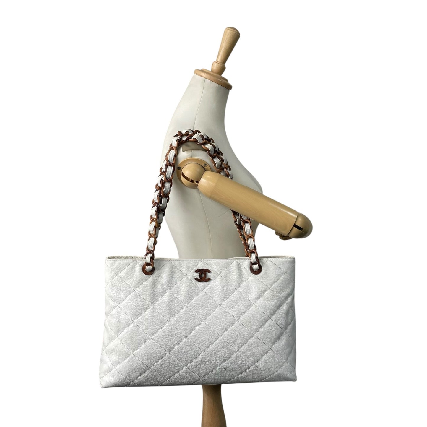 シャネル CHANEL トートバッグ キャビアスキン マトラッセ ココマーク 白 ホワイト ブラウンチェーン シルバー金具 C