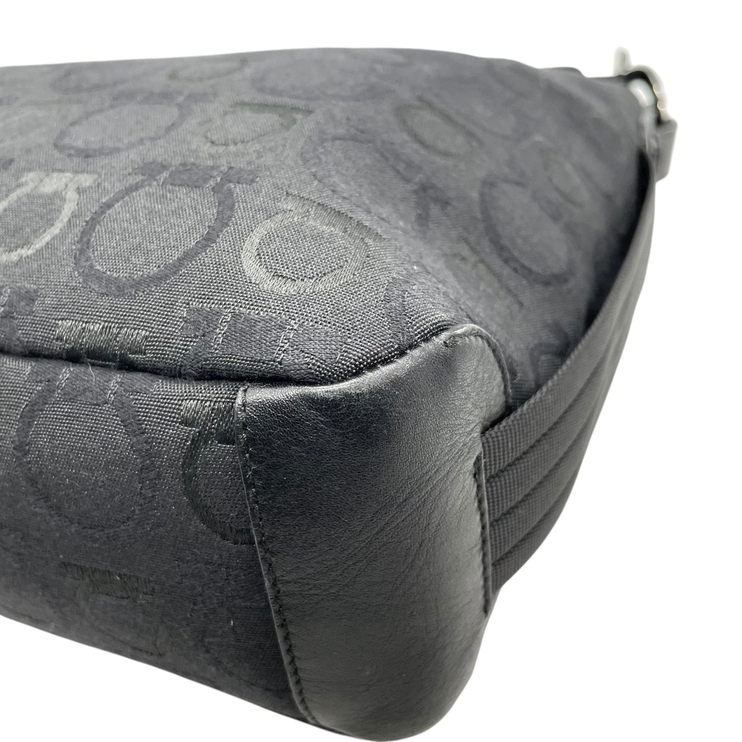 サルヴァトーレ フェラガモ Salvatore Ferragamo ガンチーニ ショルダーバッグ トートバッグ キャンバス 黒 ブラック シルバー金具 ロゴ ワンショルダー C3