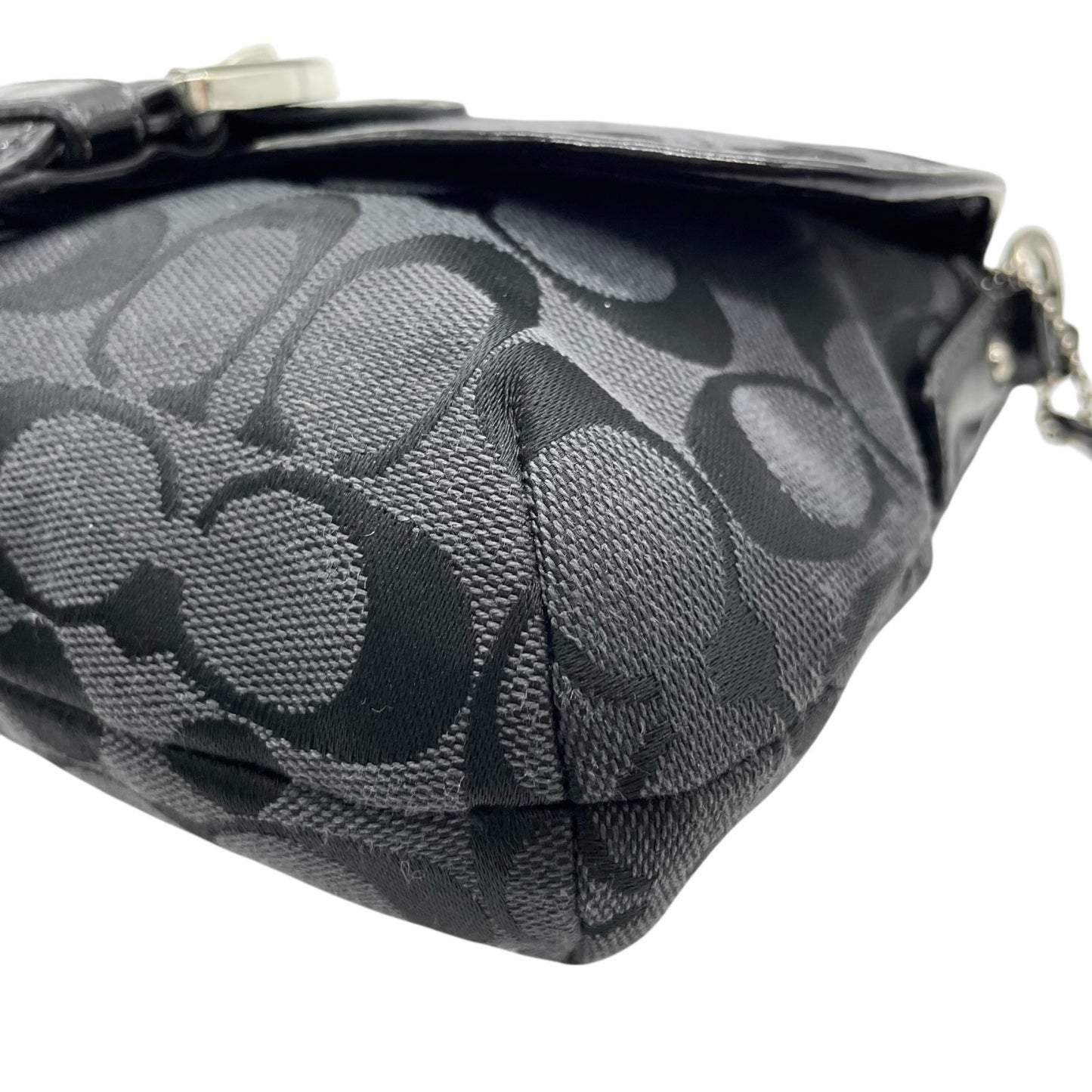 美品 コーチ COACH ソーホー シグネチャー ショルダーバッグ 黒 ブラック レザー キャンバス バックルデザイン S18