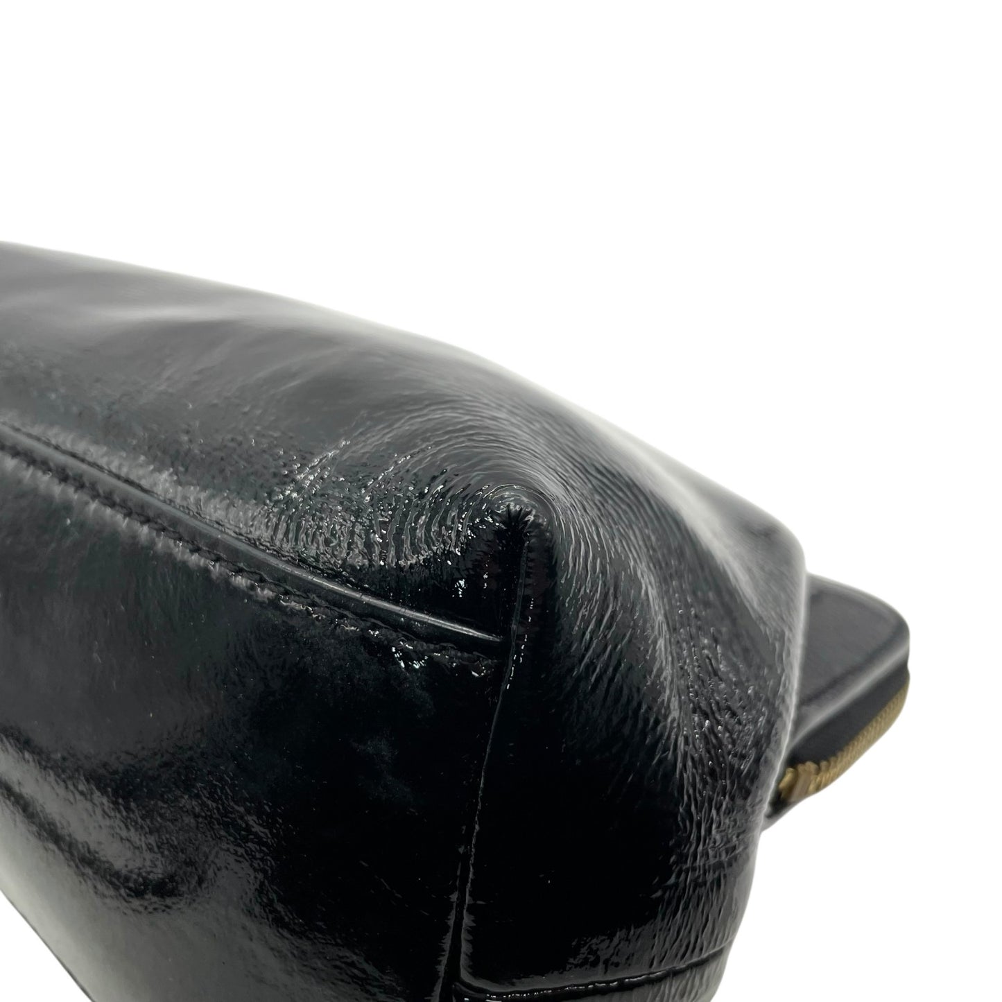 ケイトスペード kate spade ヴェリーゼ ショルダーバッグ エナメル レザー 黒 ブラック ゴールド金具 ロゴ 斜め掛け可 ポシェット レディース U6