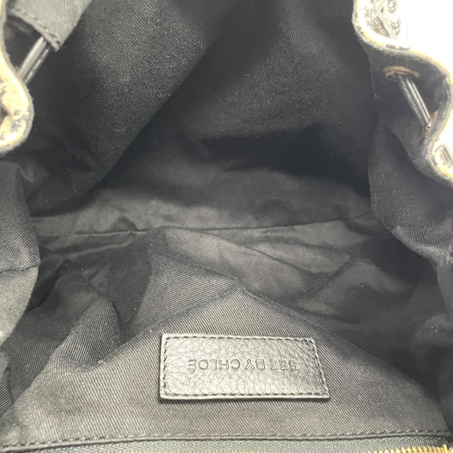 SEE BY CHLOE シーバイクロエ ショルダーバッグ 白 アイボリー 黒 ブラック レオパード ヒョウ柄 キャンバス レザー ゴールド金具 タッセル 斜め掛け可 レディース E5