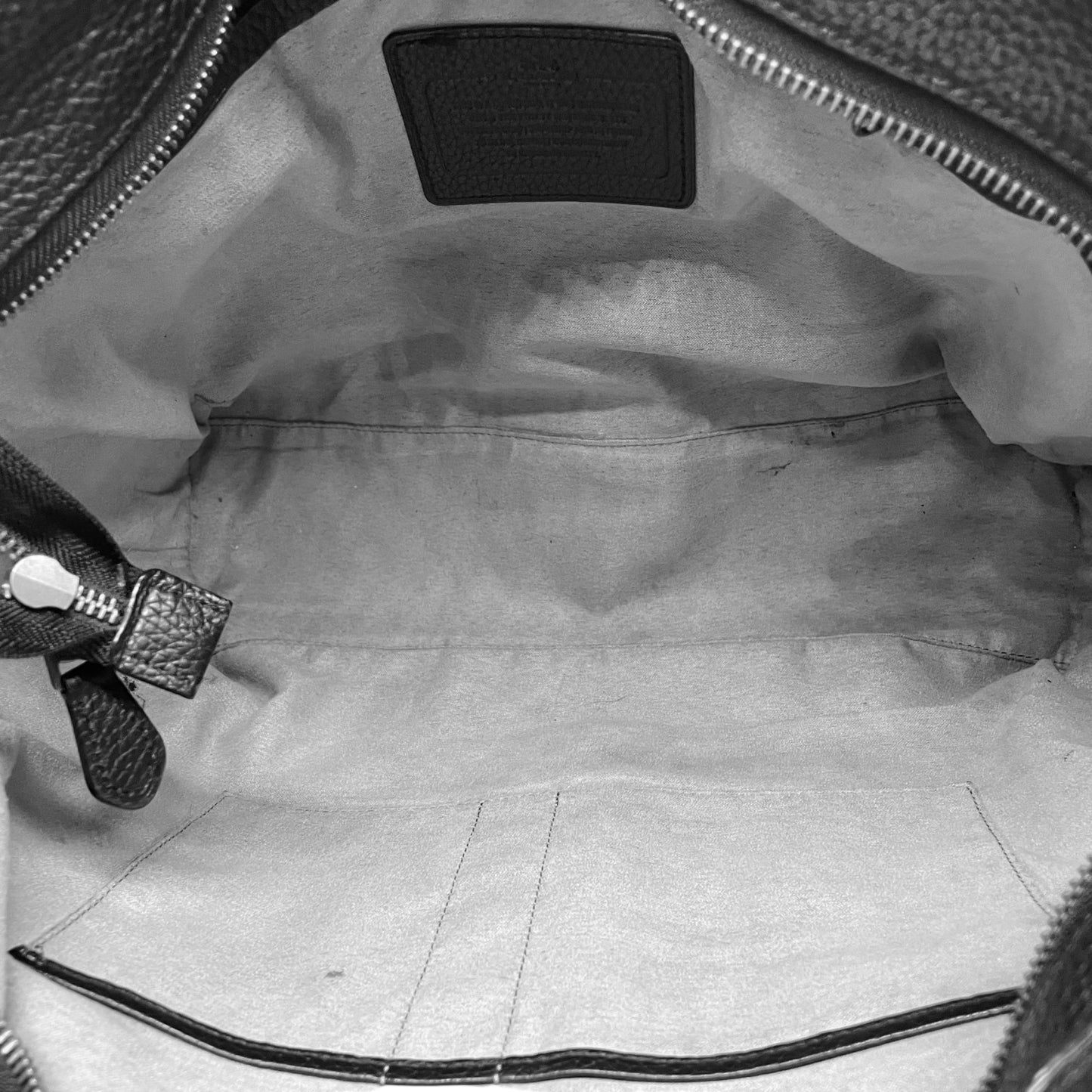 COACH コーチ 2WAY トートバッグ ショルダーバッグ 黒 ブラック レザー シボ革 シルバー金具 ロゴ 肩掛け可 斜め掛け可 ビジネス メンズ レディース J