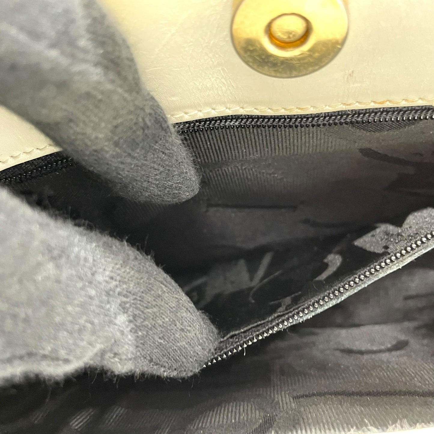 Salvatore Ferragamo サルヴァトーレフェラガモ ヴィンテージ ハンドバッグ レザー ホワイト ゴールド金具 K7