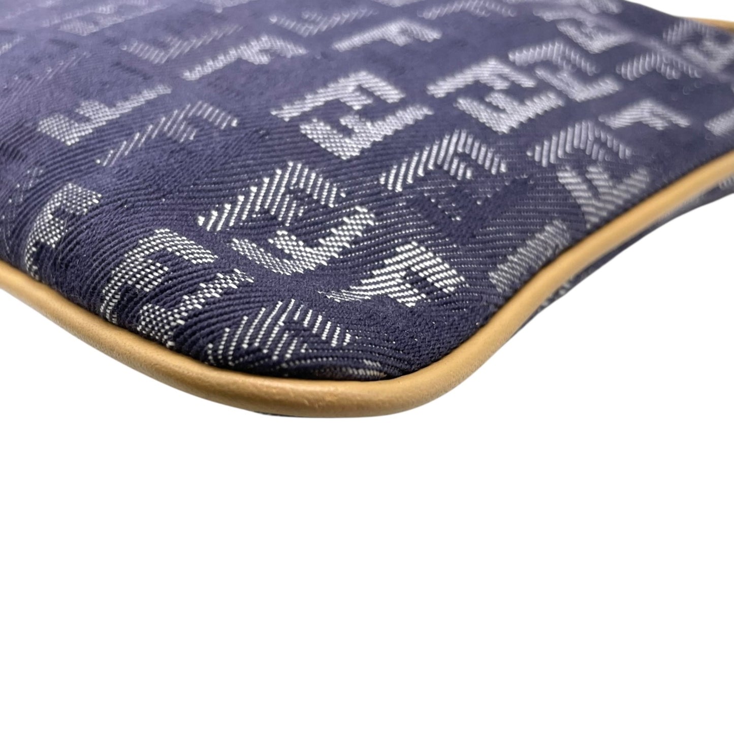 フェンディ Fendi ズッキーノ ショルダーバッグ ネイビー キャンバス レザー 斜め掛け ワンショルダー 00s c2