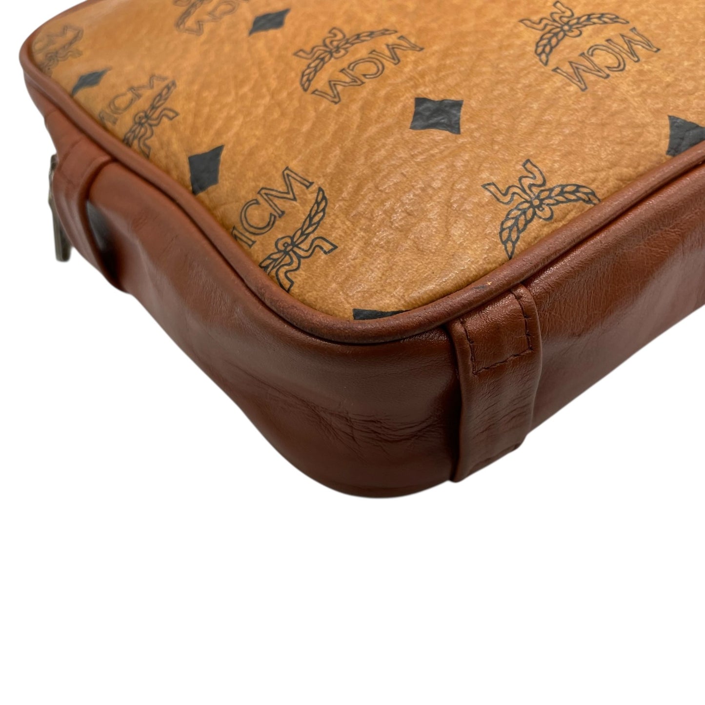 MCM ヴィンテージ ヴィセトス スクエア クラッチバッグ セカンドバッグ ブラウン モノグラム レザー切替 ゴールド金具 ユニセックス s96