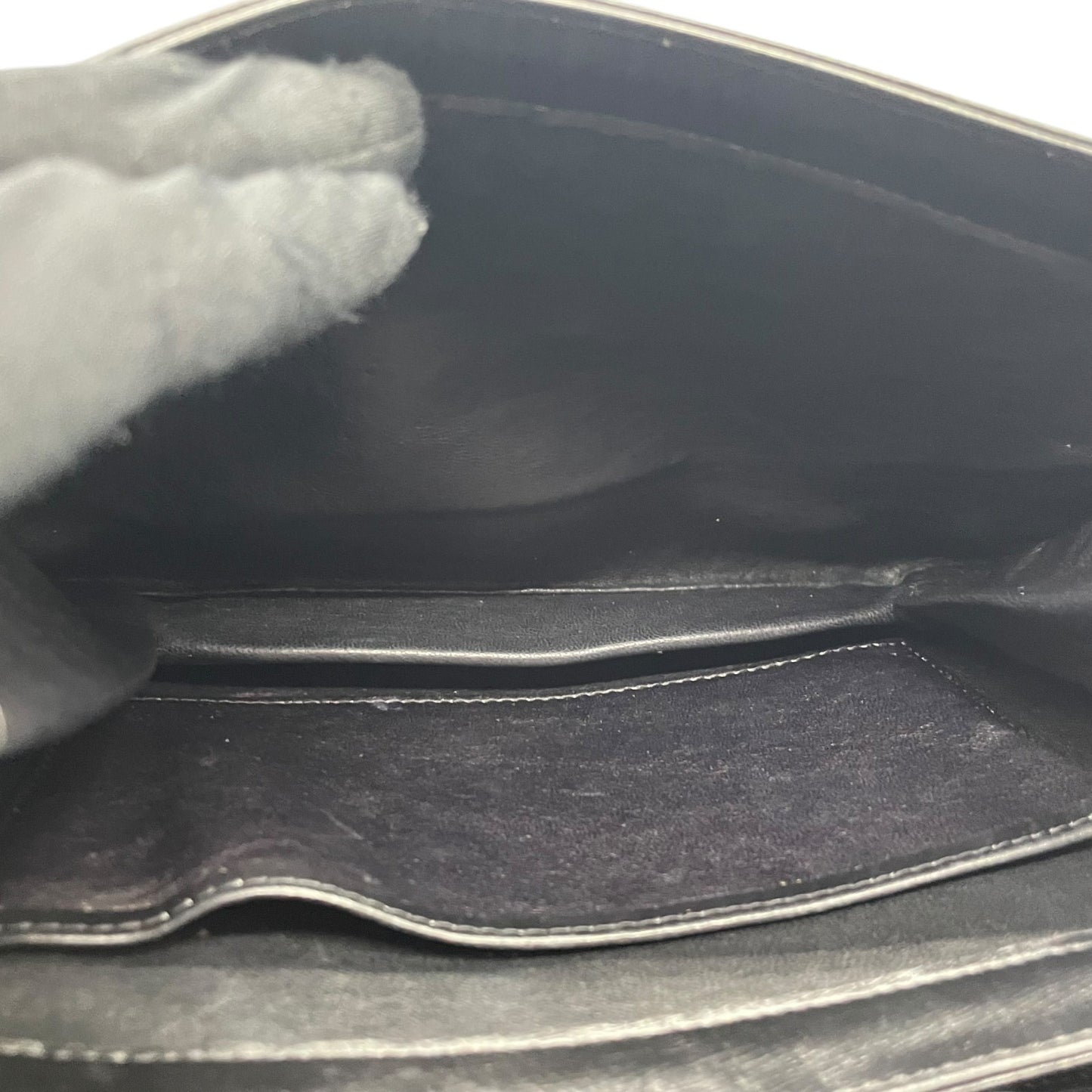 美品 CELINE セリーヌ ショルダーバッグ 黒 ブラック レザー 馬車金具 ゴールド金具 ホースキャリッジ サルキー ヴィンテージ レディース オールドセリーヌ 斜め掛け可 フラップ開閉 C1