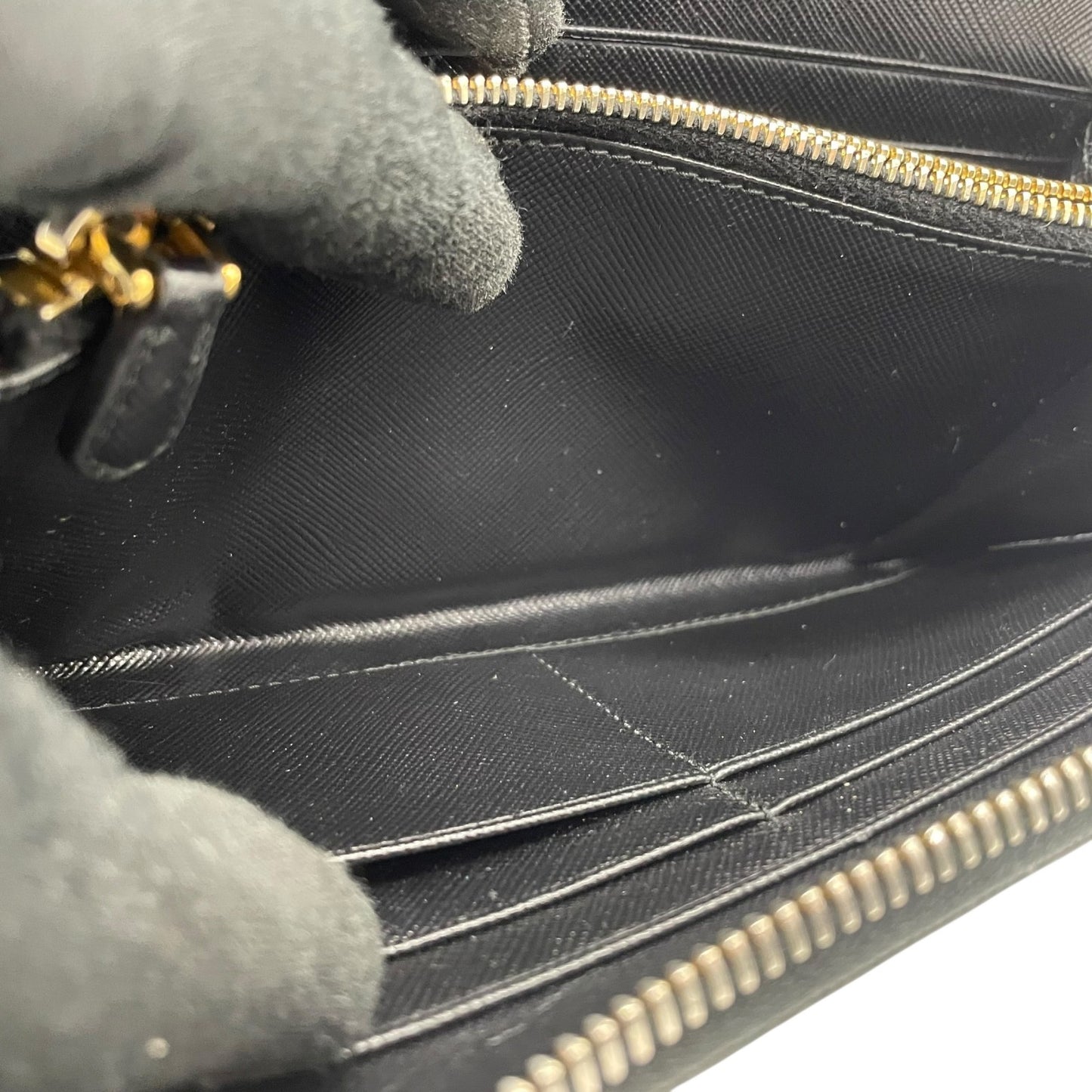 Authentic PRADA Saffiano Leather Long Wallet Black Round Zipper Logo Gold Hardware Women's