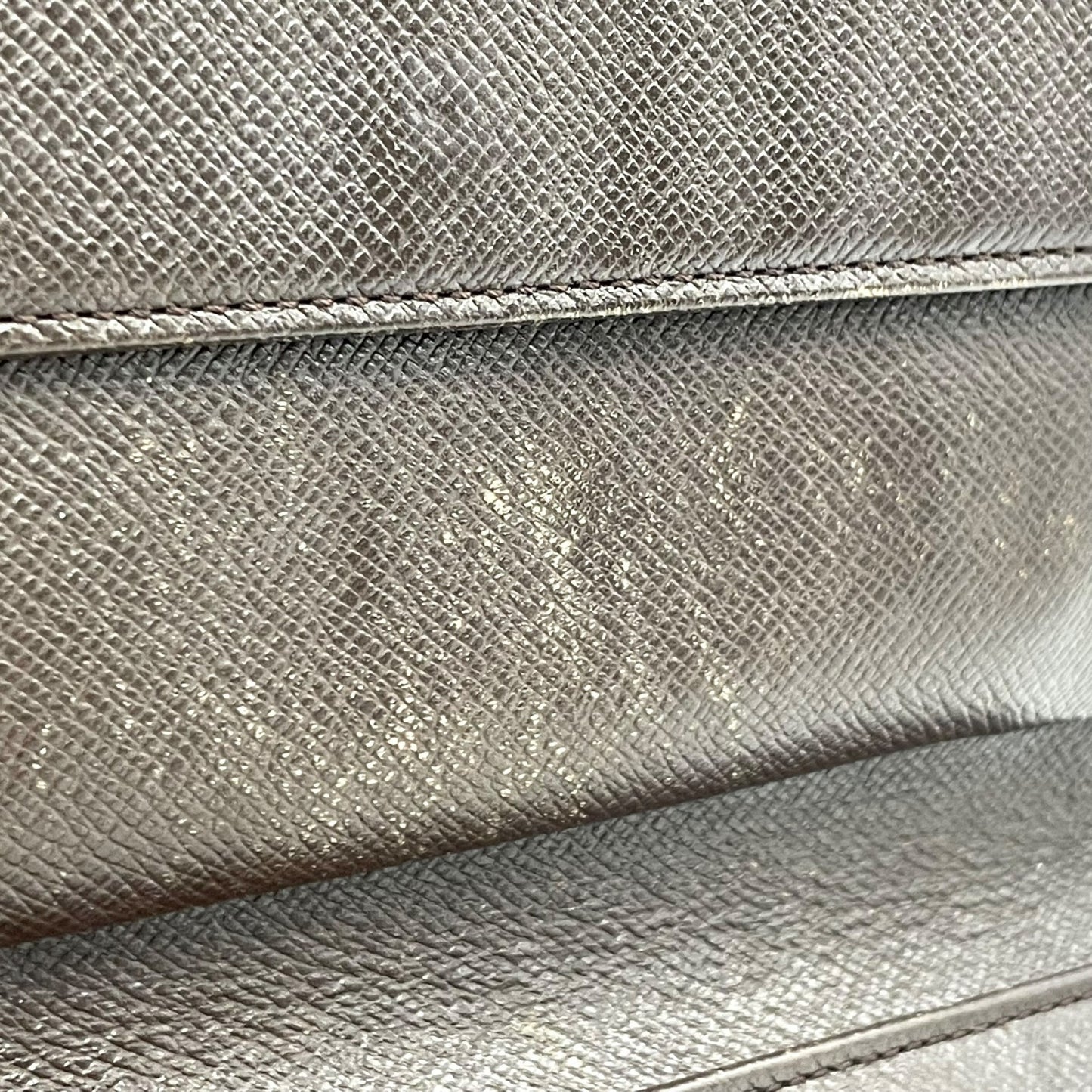 LOUIS VUITTON ルイヴィトン ダミエ エベヌ ポルト トレゾール エテュイ パピエ 三つ折り財布 N61202 茶 ブラウン PVC レザー ゴールド金具 メンズ レディース W3