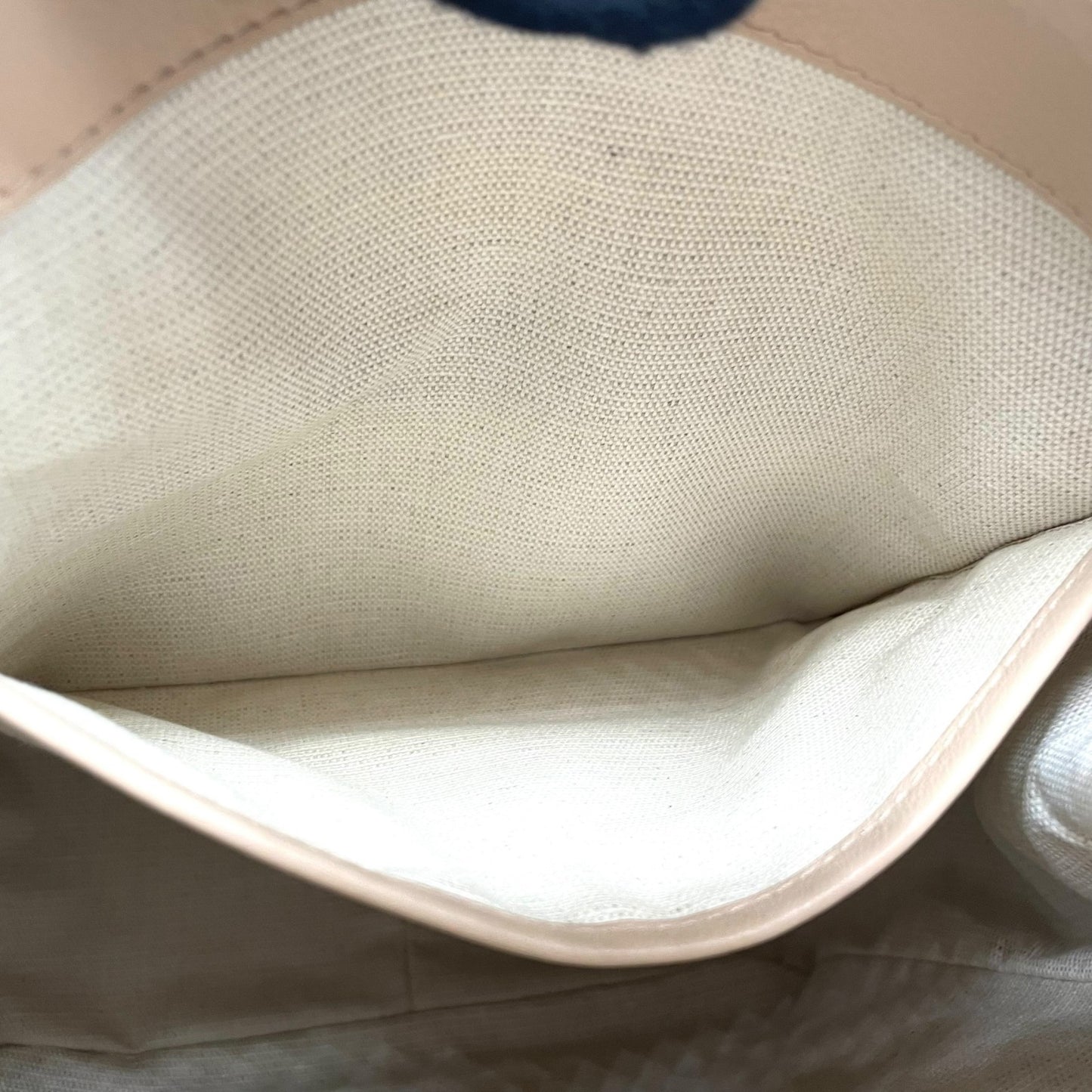 未使用品 BALLY バリー リュックサック バックパック ピンクベージュ レザー チェーン ゴールド金具 VALMA レディース ギャランティカード付き Q