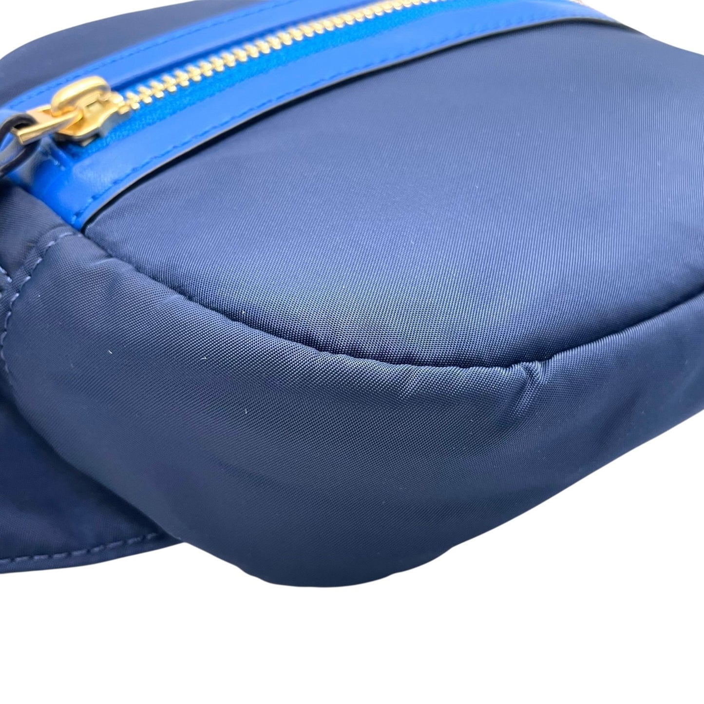 未使用級 美品 トリーバーチ TORY BURCH ボディバッグ ウエストポーチ ショルダーバッグ ネイビー 紺 ブルー 青ナイロン レザー コンビ B1