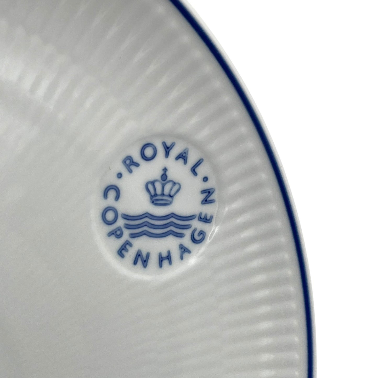 未使用 美品 Royal Copenhagen ロイヤルコペンハーゲン ブルーライン 丸皿 クーププレート 23cm 2枚セット 食器 箱付き