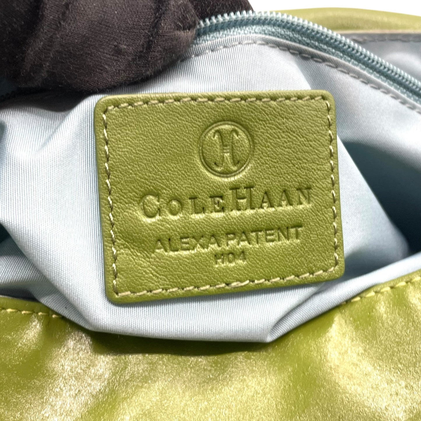 コールハーン COLE HAAN ハンドバッグ ロングハンドル レザー グリーン 緑 若草色 シルバー金具 バゲット型 スリムデザイン T3
