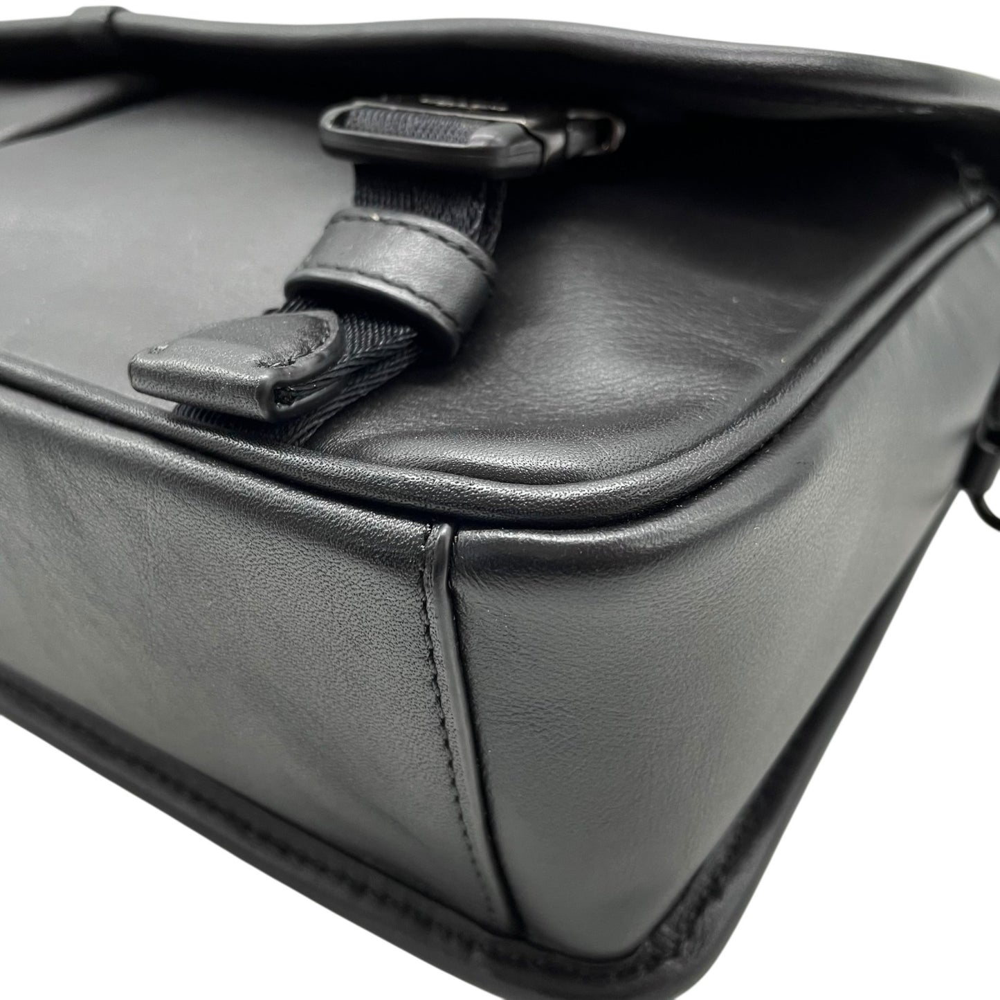 極美品 COACH コーチ League リーグ メッセンジャーバッグ C9157 ショルダーバッグ ボディバッグ レザー 黒 ブラック 斜め掛け可 メンズ レディース K5