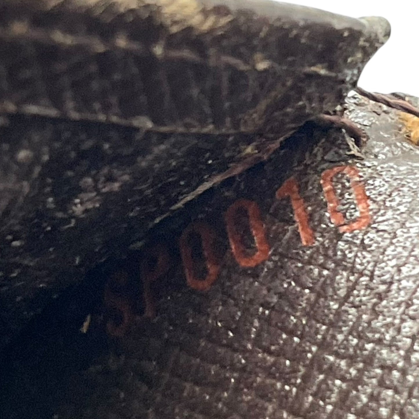 LOUIS VUITTON ルイヴィトン ダミエ エベヌ ポルト トレゾール エテュイ パピエ 三つ折り財布 N61202 茶 ブラウン PVC レザー ゴールド金具 メンズ レディース W3