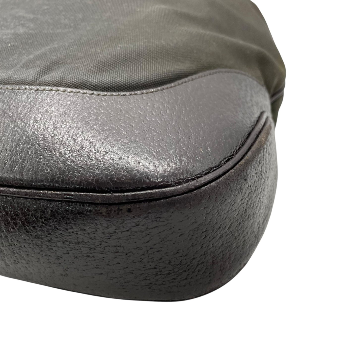 GUCCI グッチ ジャッキー ワンショルダーバッグ カーキ 茶 ブラウン キャンバス レザー シルバー金具 肩掛け可 ホーボー レディース ヴィンテージ B4