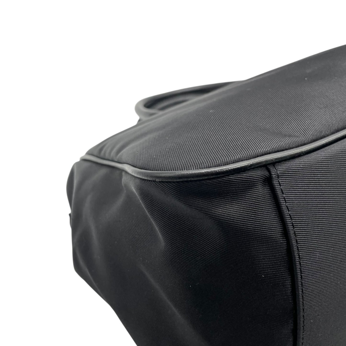 BURBERRY BLUE LABEL バーバリーブルーレーベル トートバッグ ブラック ナイロン 内装ノバチェック A4収納可 ハンドバッグ ロゴ シンプル 通勤通学にも最適 B5