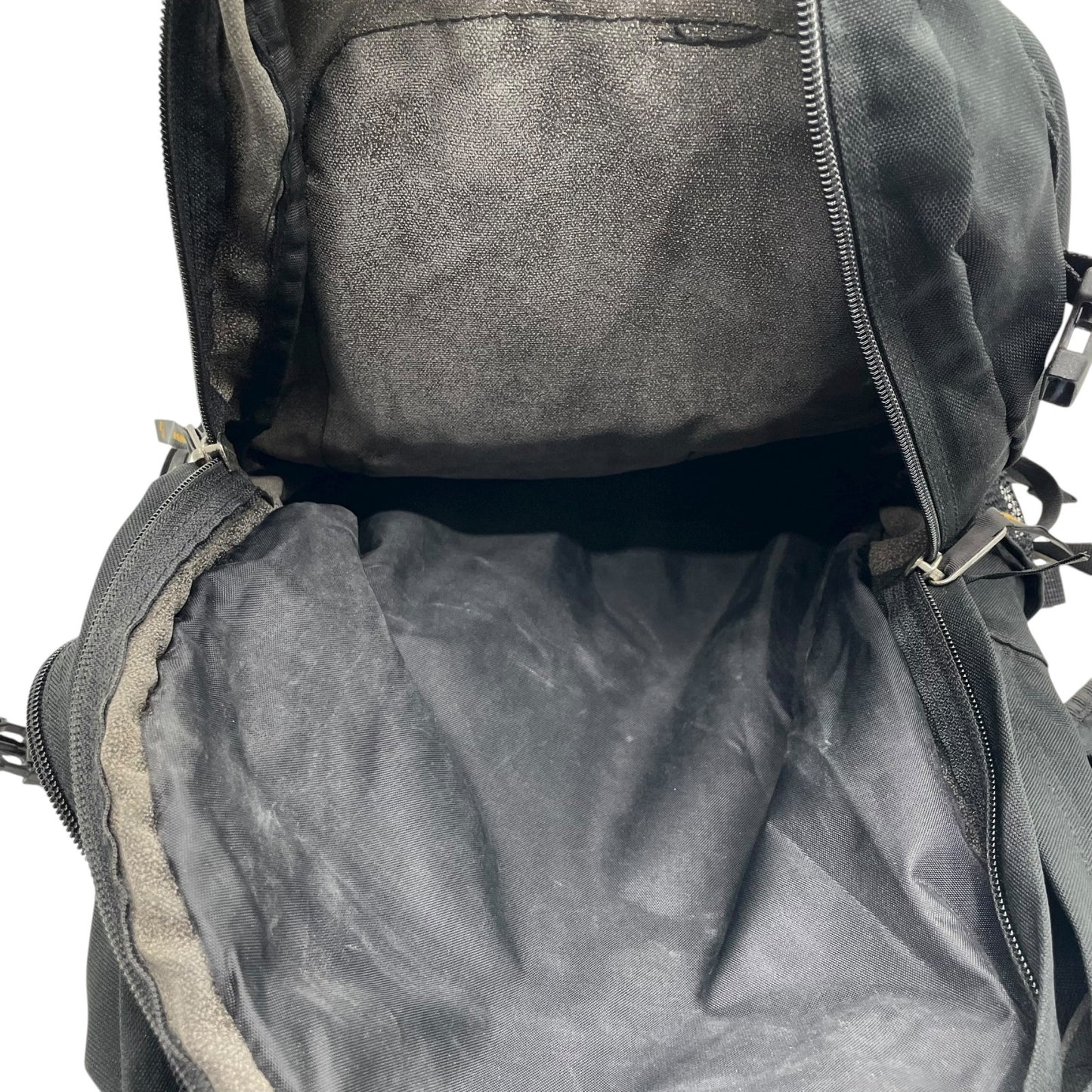 ジャックウルフスキン Jack Wolfskin バークレー BERKELEY リュック バックパック 黒 ブラック 大容量 通勤 通学 U11